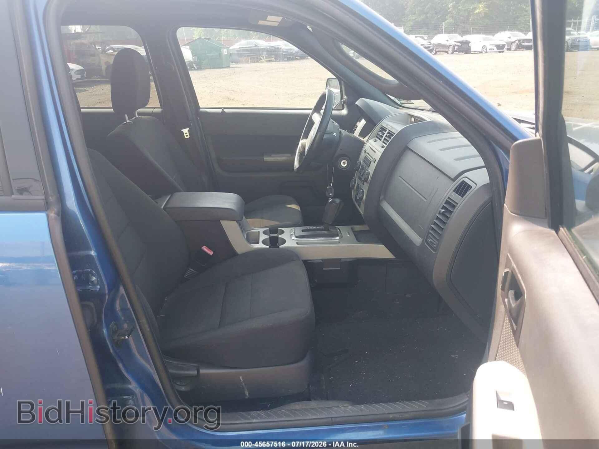 2010 FORD ESCAPE - VIN: 1FMCU0DG5AKB63821 - Photo 5
