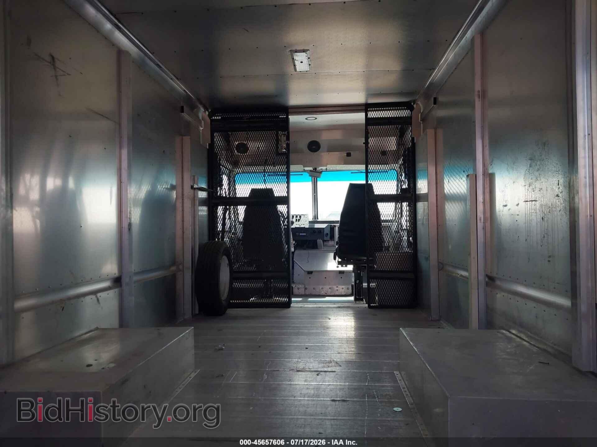 2016 FORD E-350 STRIPPED - VIN: 1FC3E3KL7GDC14168 - Photo 8
