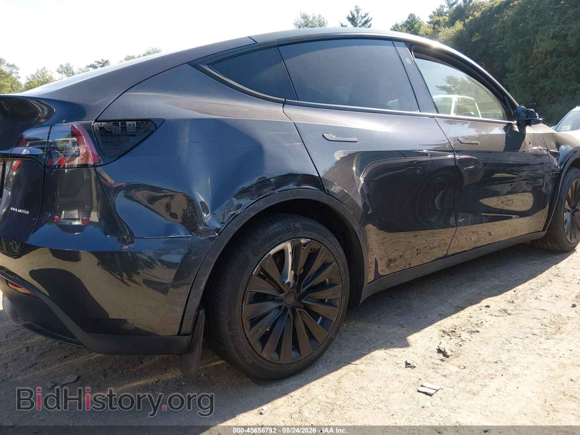 2024 TESLA MODEL Y - VIN: 7SAYGAEE0RF006391 - Фото 6