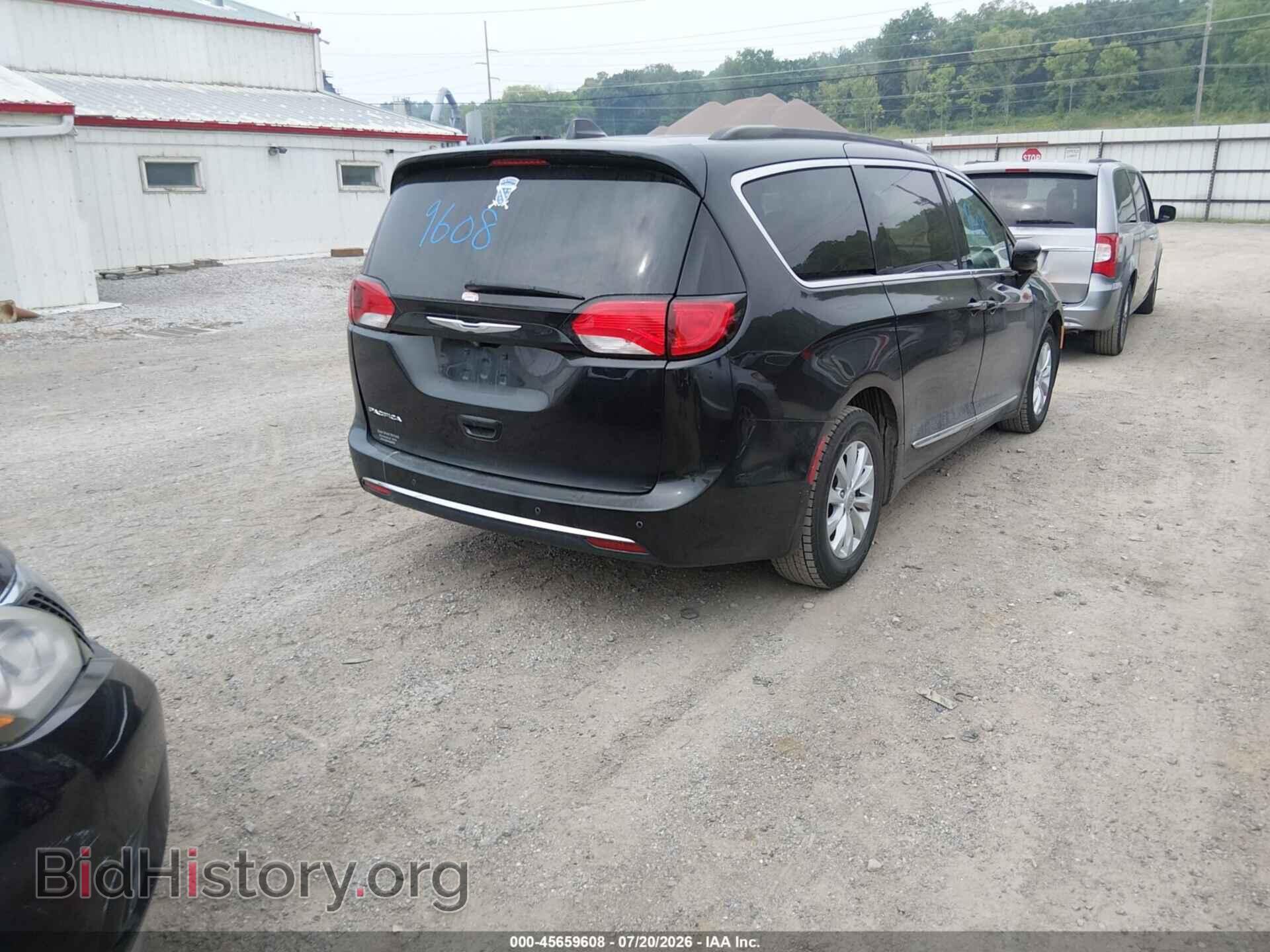 2017 CHRYSLER PACIFICA - VIN: 2C4RC1BG4HR720031 - Фото 4
