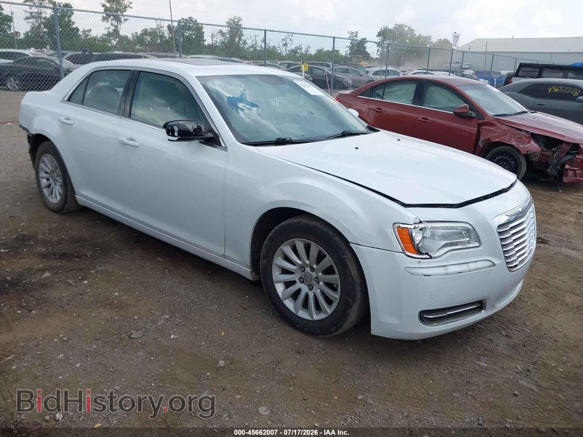 Фотография 2C3CCAAG9DH745518 - CHRYSLER 300 2013
