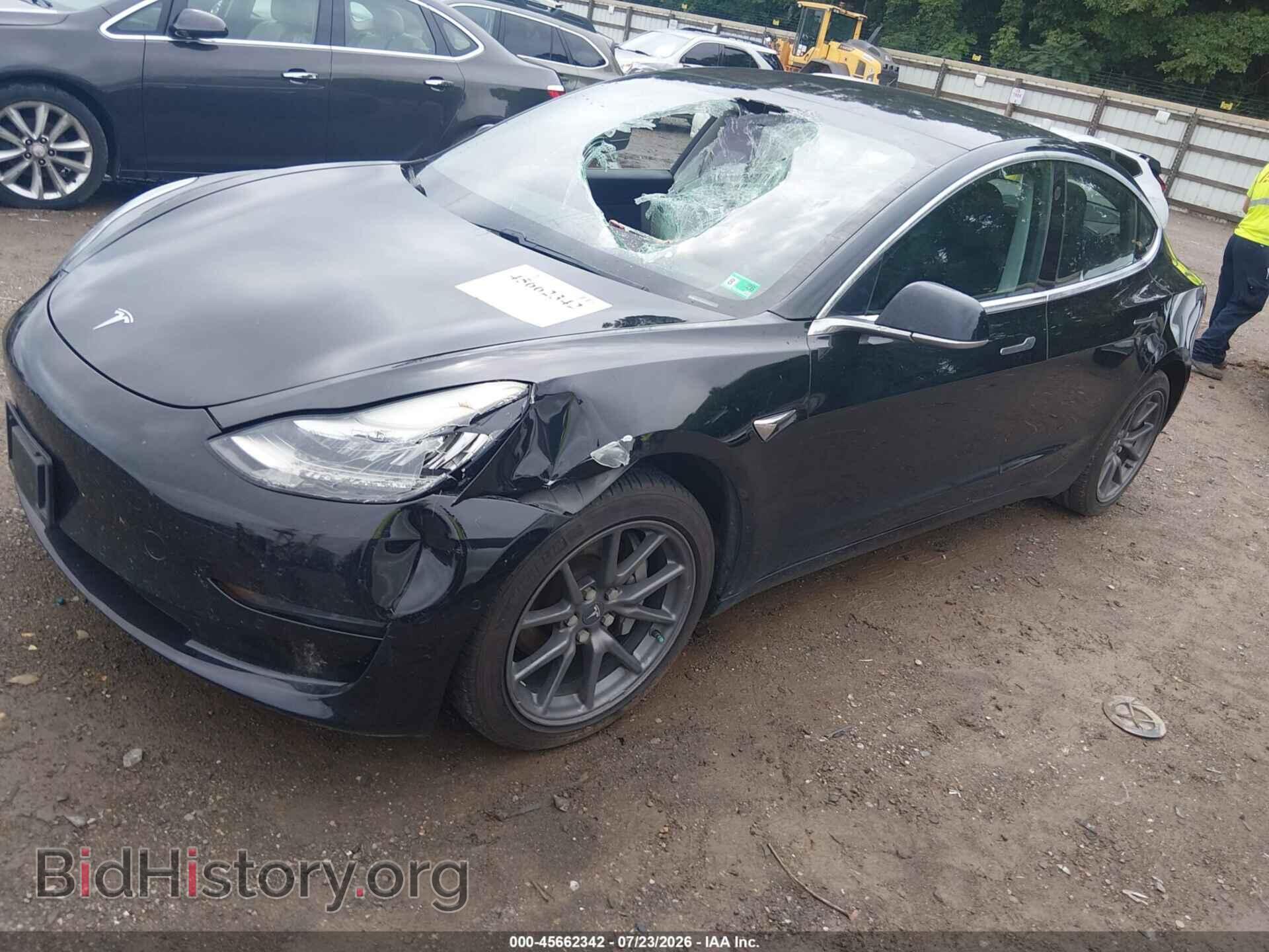 2018 TESLA MODEL 3 - VIN: 5YJ3E1EA9JF151850 - Photo 2