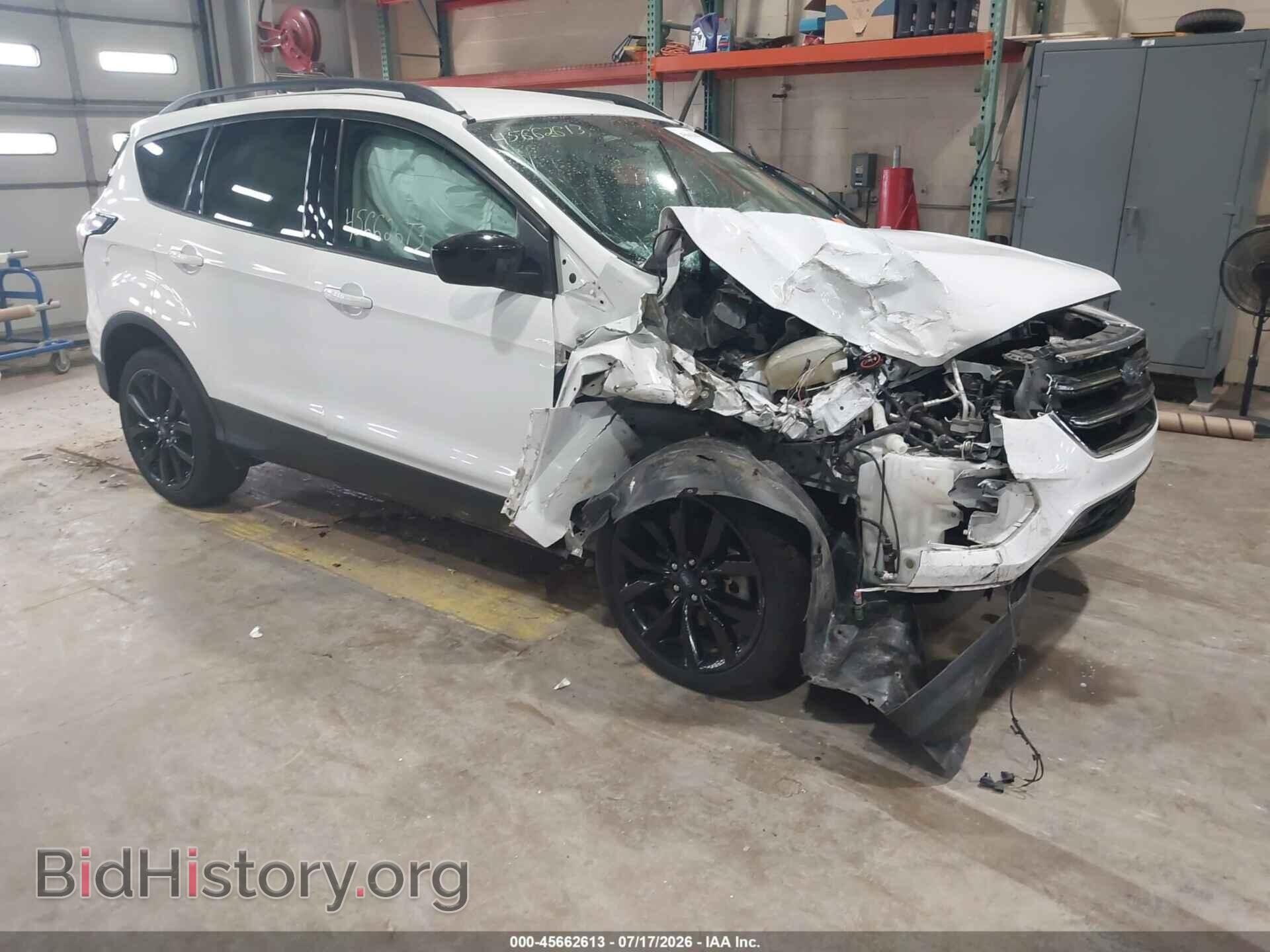 Фотография 1FMCU9GD8JUA20422 - FORD ESCAPE 2018