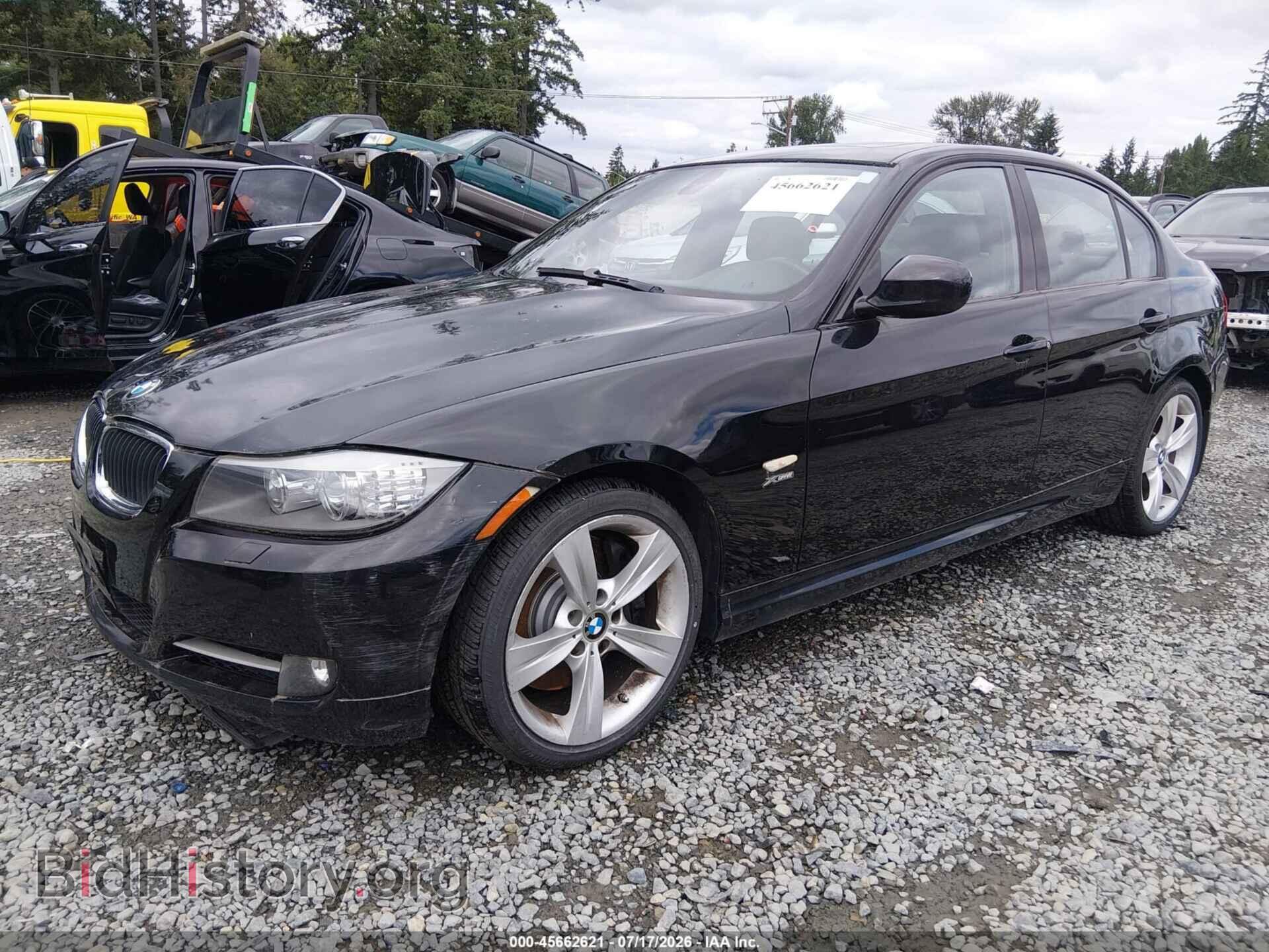 2009 BMW 335I - VIN: WBAPL33589A406708 - Фото 2