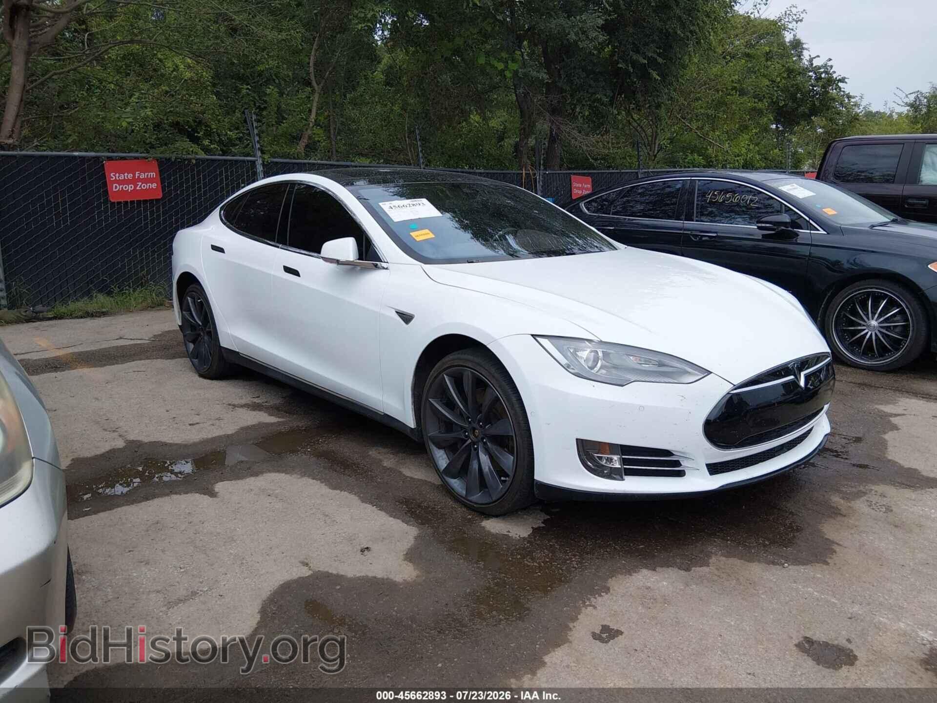 Фотография 5YJSA1E21FF112046 - TESLA MODEL S 2015