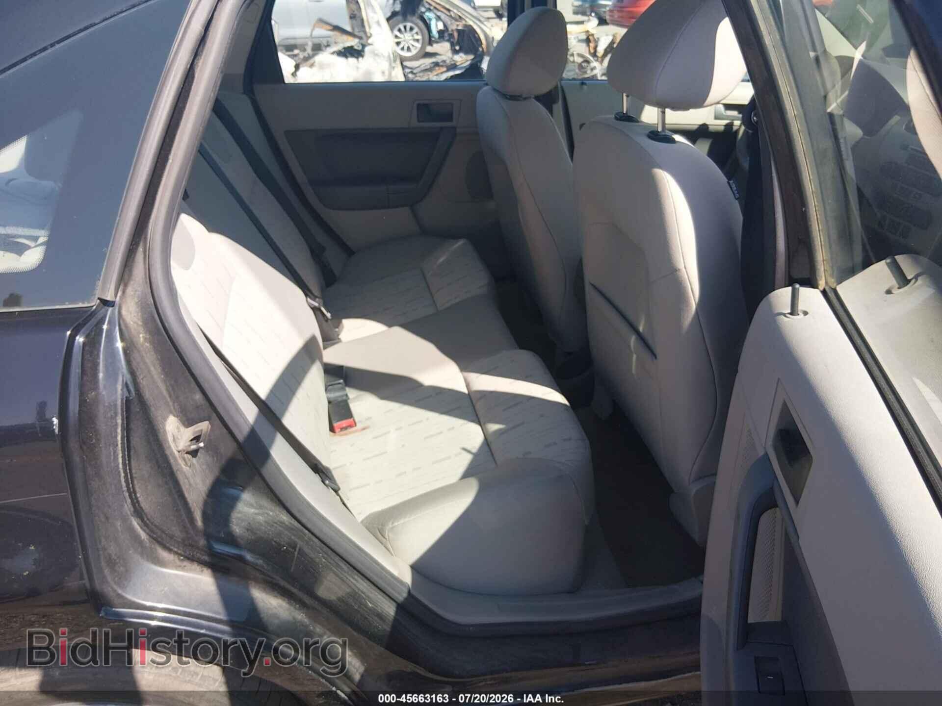 2009 FORD FOCUS - VIN: 1FAHP35N39W140645 - Фото 8
