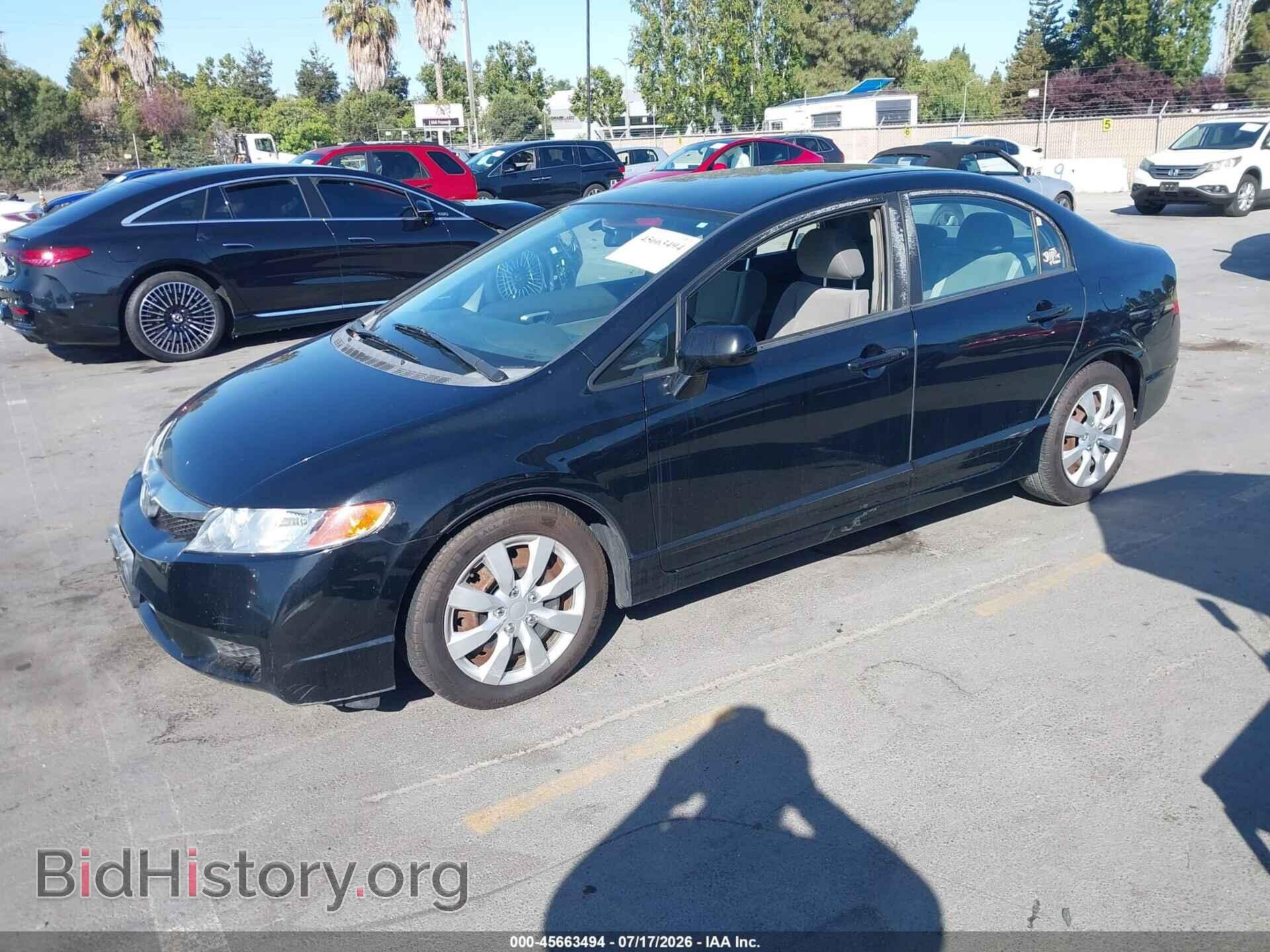 2011 HONDA CIVIC - VIN: 2HGFA1F50BH307202 - Фото 2