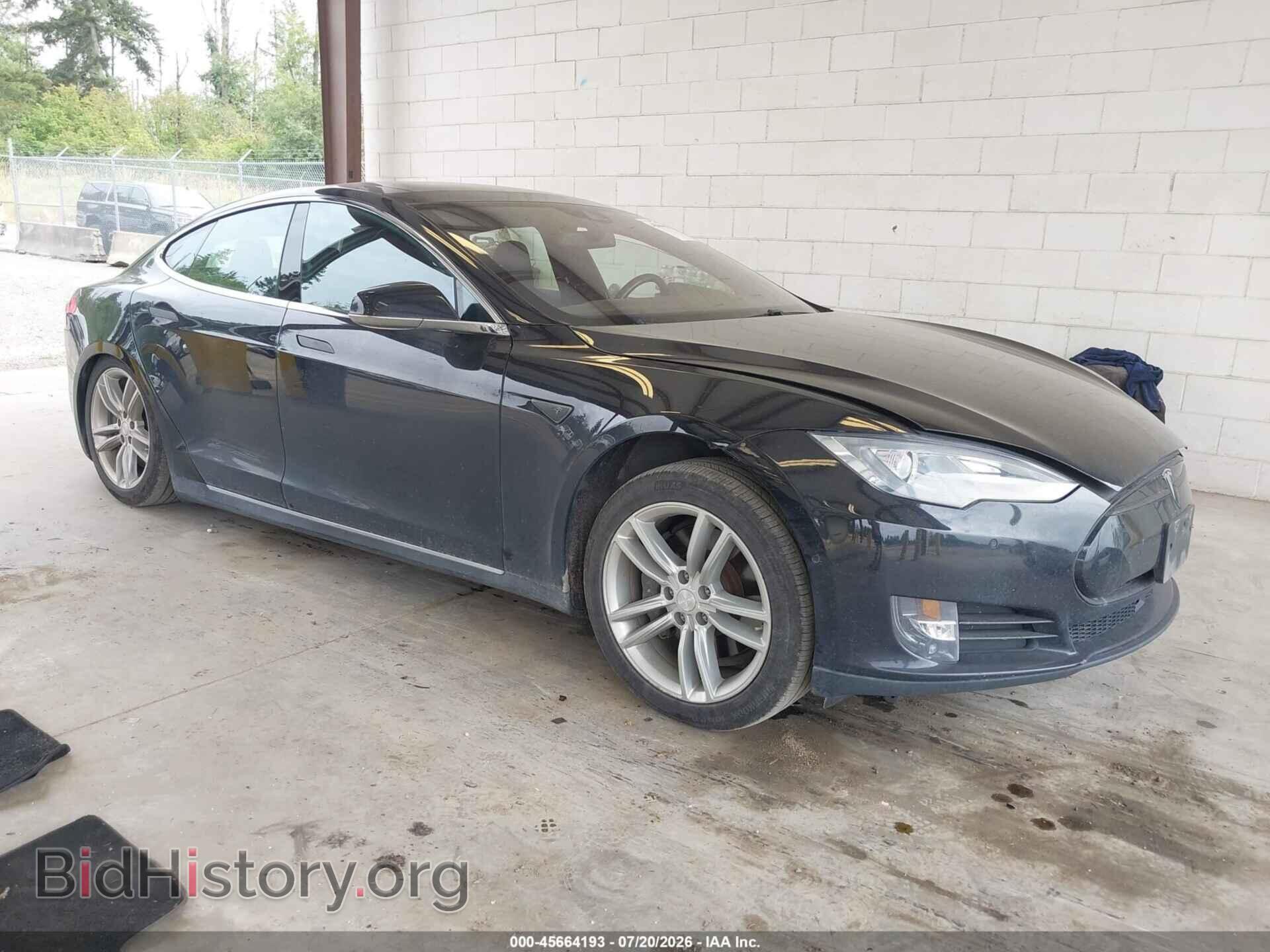Фотография 5YJSA1E21GF121332 - TESLA MODEL S 2016