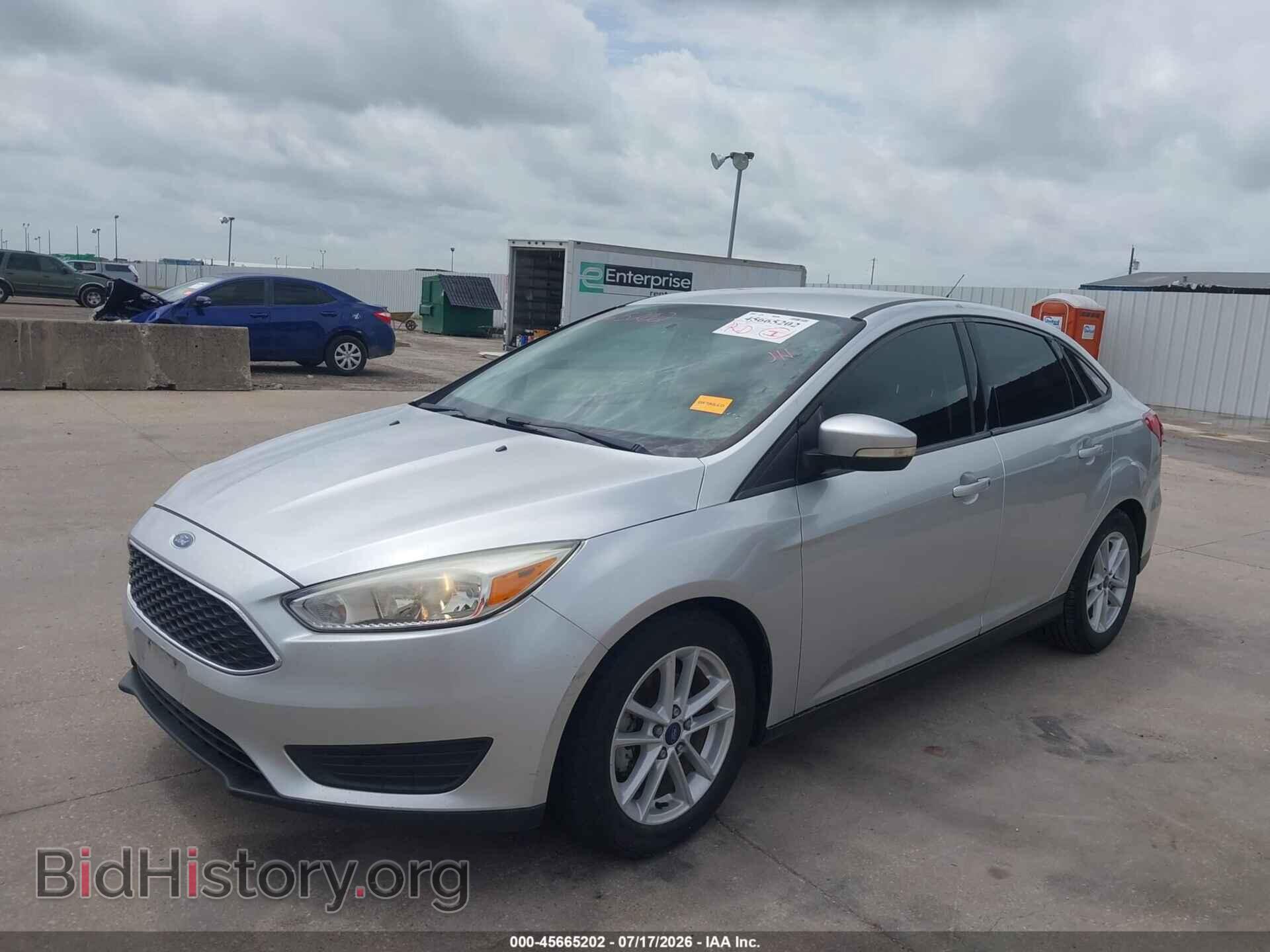 2017 FORD FOCUS - VIN: 1FADP3F2XHL257643 - Photo 2