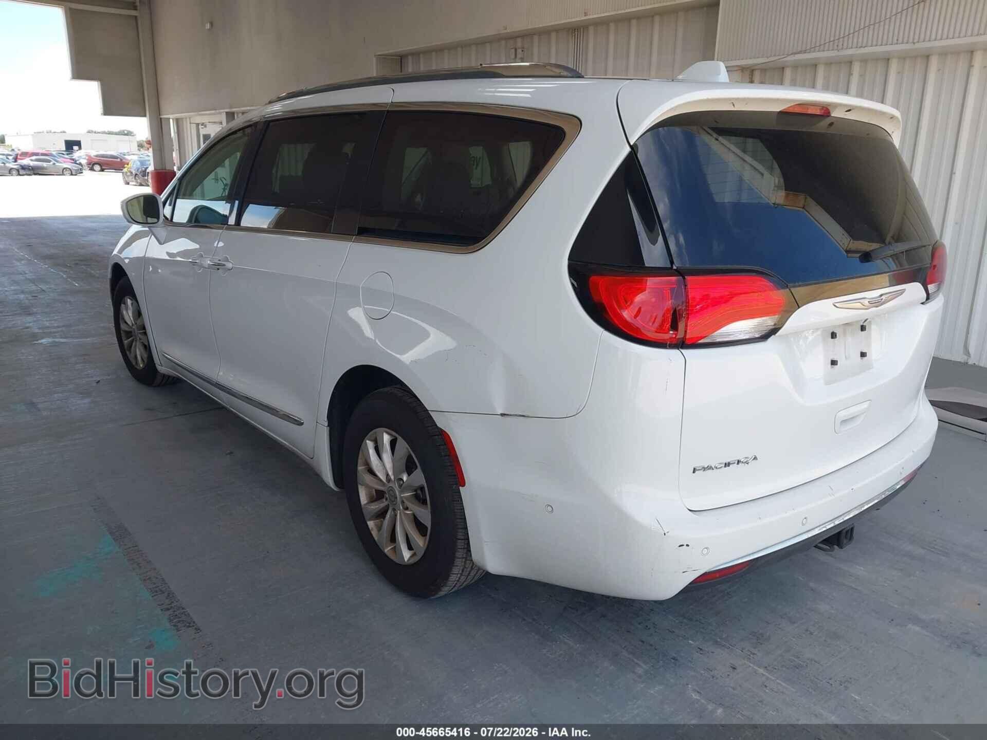 2018 CHRYSLER PACIFICA - VIN: 2C4RC1EG0JR131236 - Photo 3