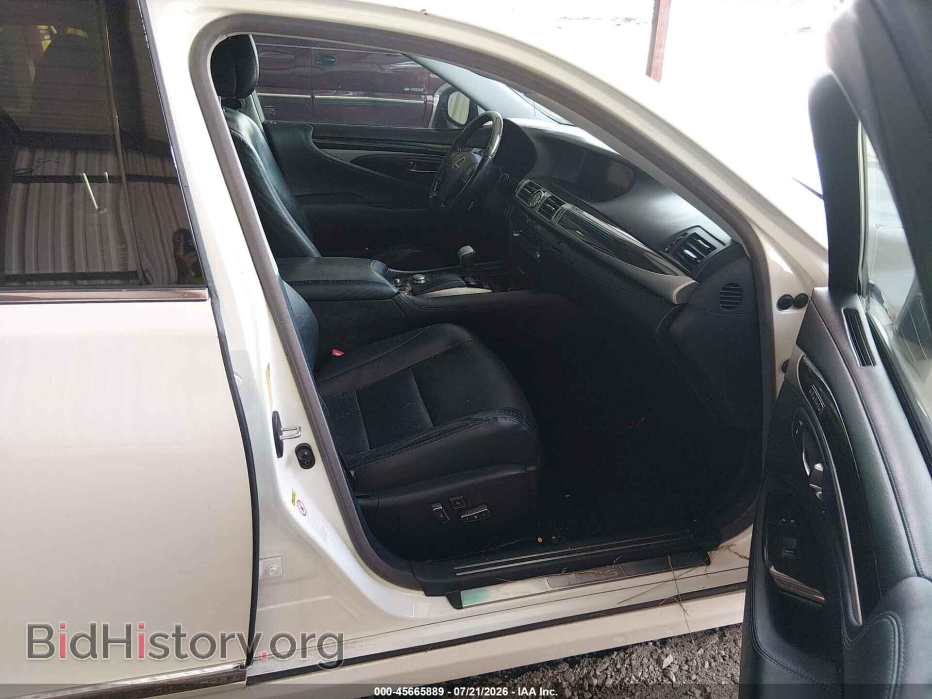 2013 LEXUS LS 460 - VIN: JTHBL5EF3D5122479 - Photo 5