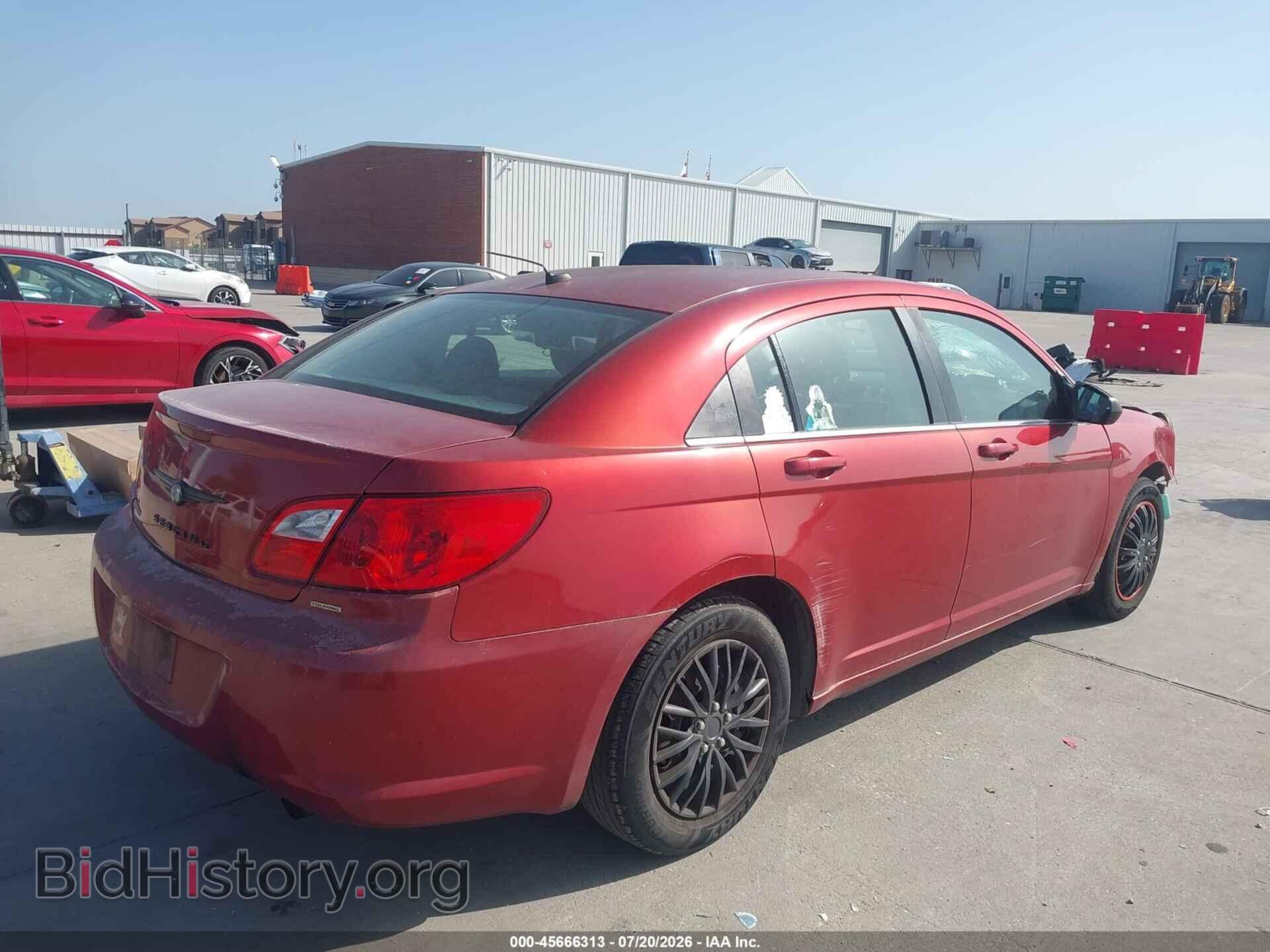 2010 CHRYSLER SEBRING - VIN: 1C3CC4FB5AN207206 - Фото 4