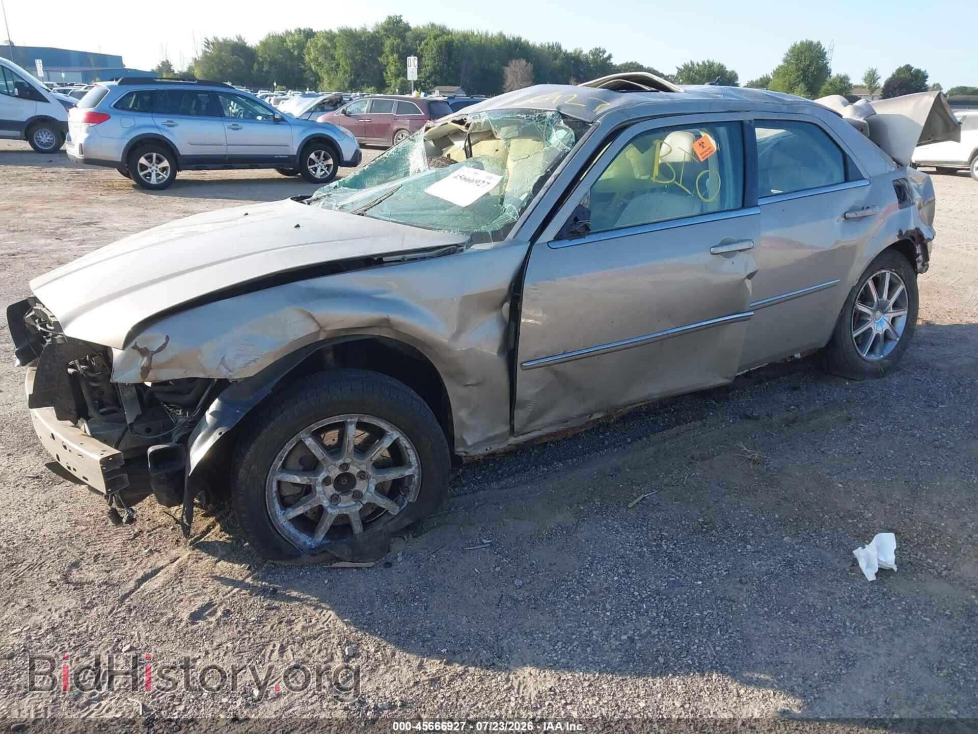 2008 CHRYSLER 300 - VIN: 2C3LK33G78H220474 - Photo 2