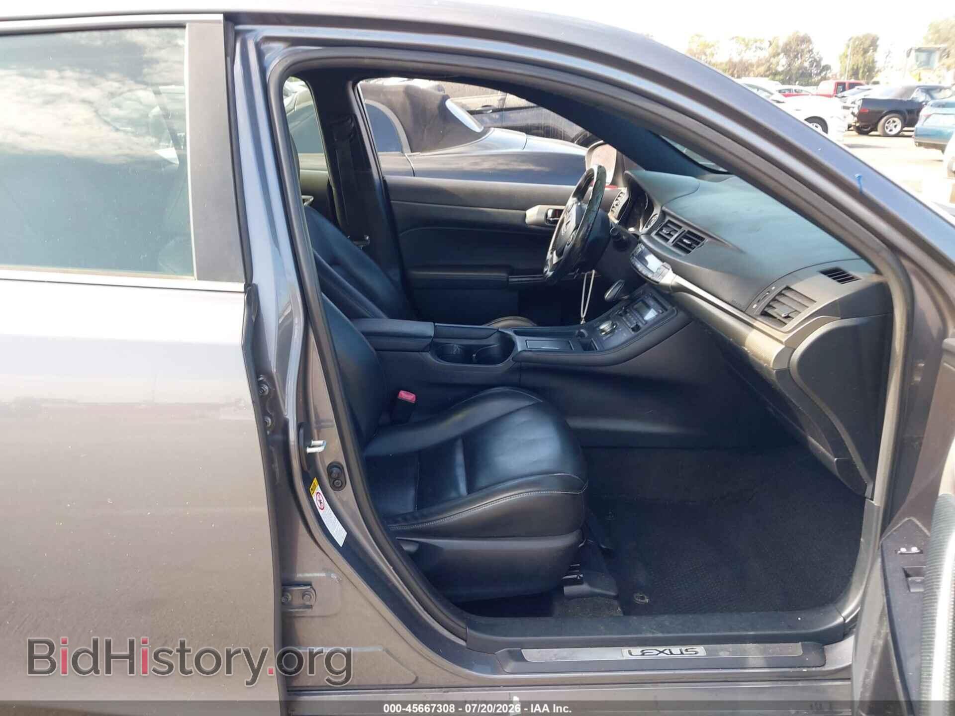 2014 LEXUS CT 200H - VIN: JTHKD5BH4E2206557 - Photo 5