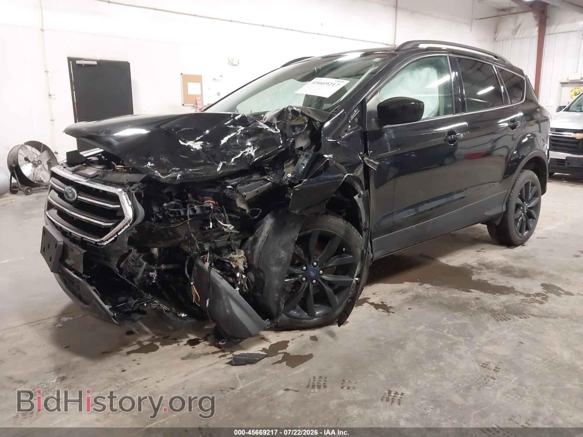 2017 FORD ESCAPE - VIN: 1FMCU9GD0HUB42007 - Photo 2