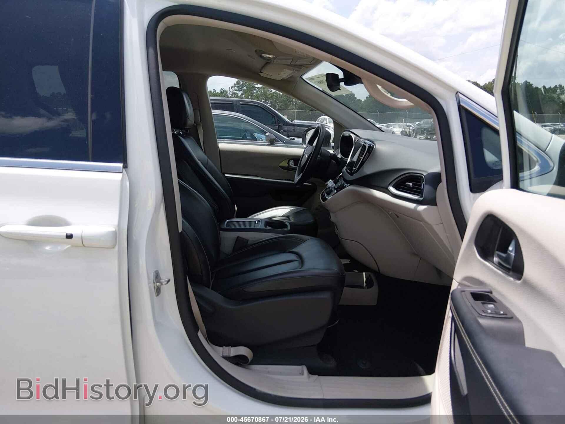 2023 CHRYSLER PACIFICA - VIN: 2C4RC1BG9PR587216 - Фото 5