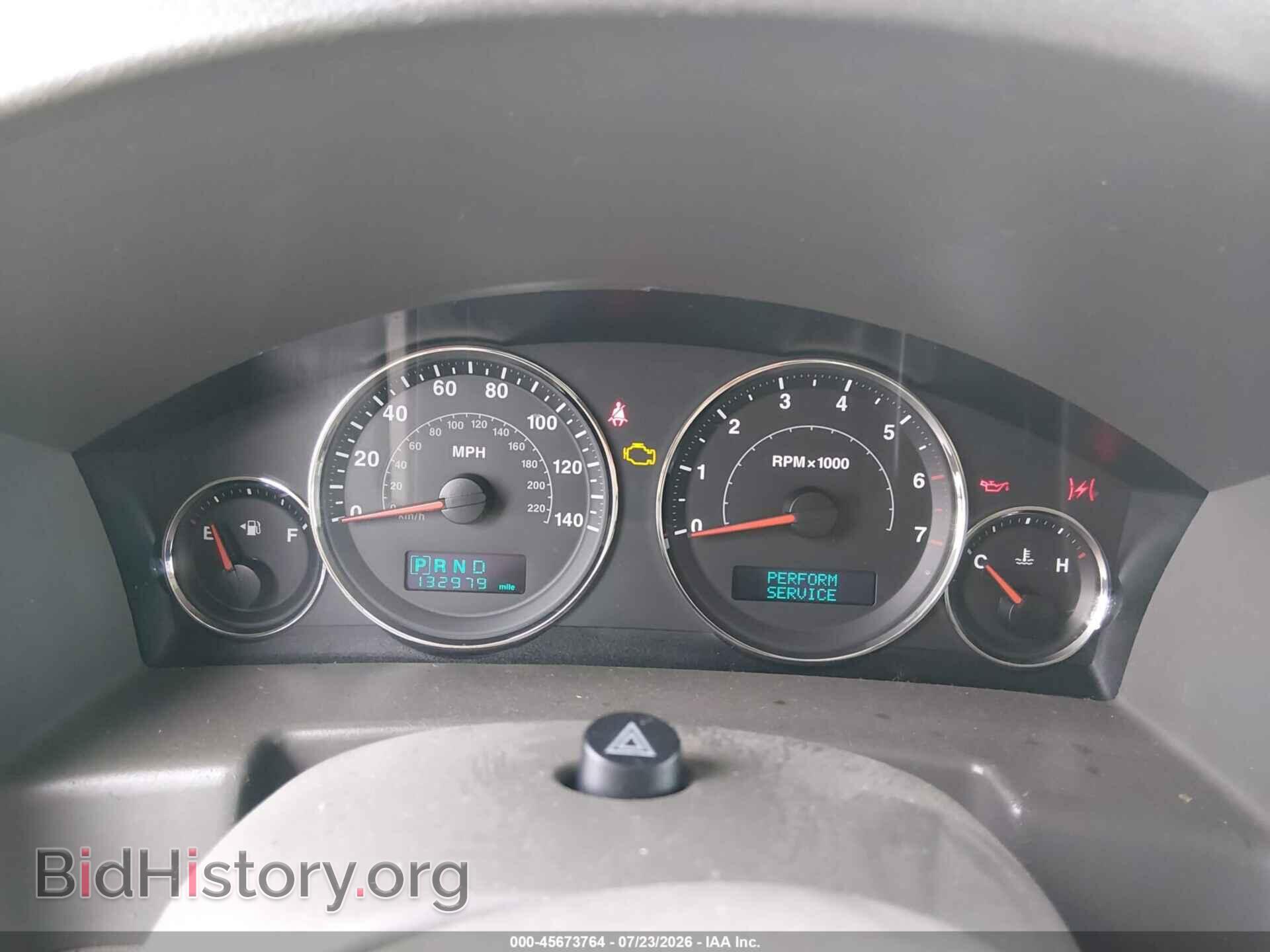 2007 JEEP COMMANDER - VIN: 1J8HG58267C642113 - Photo 7