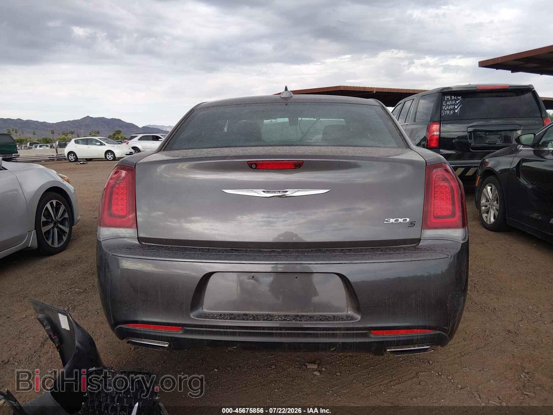 2020 CHRYSLER 300 - VIN: 2C3CCABG0LH158587 - Фото 16