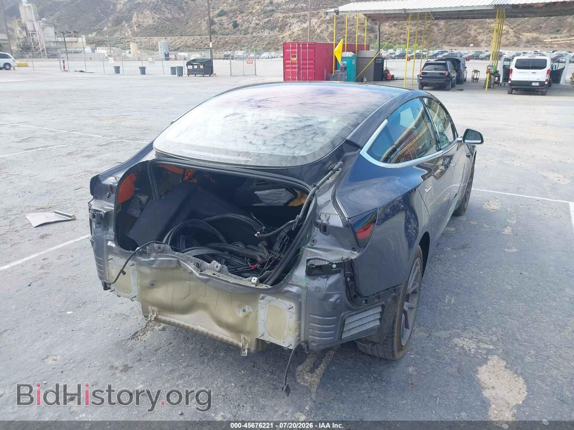 2018 TESLA MODEL 3 - VIN: 5YJ3E1EA2JF158459 - Photo 4