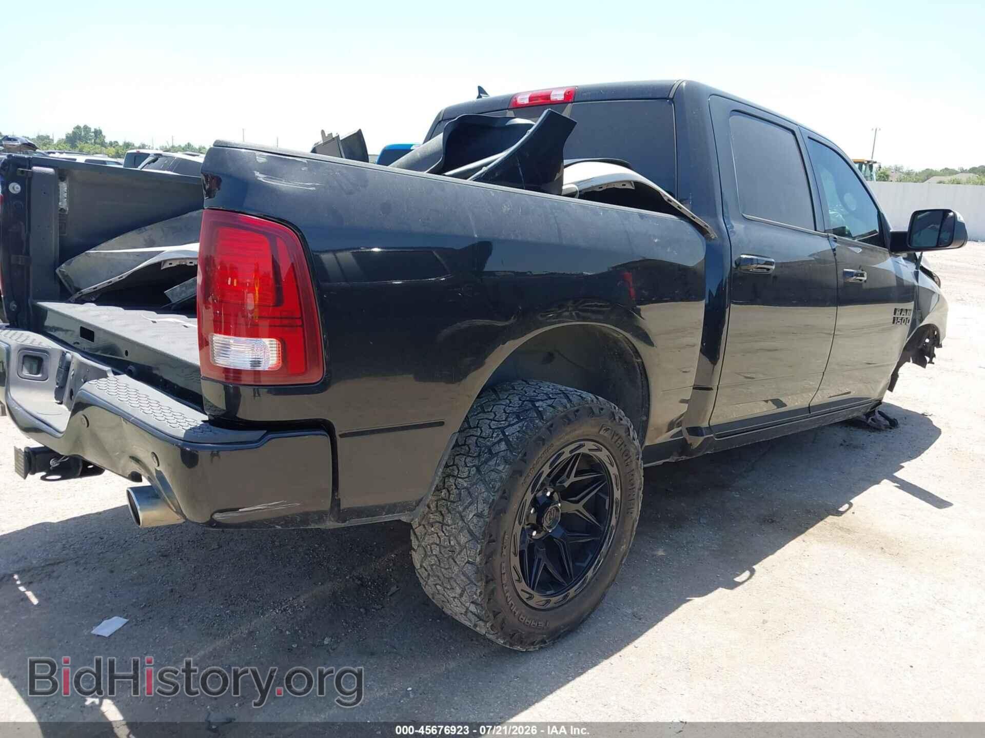 2018 RAM 1500 - VIN: 1C6RR7MT6JS110400 - Photo 4