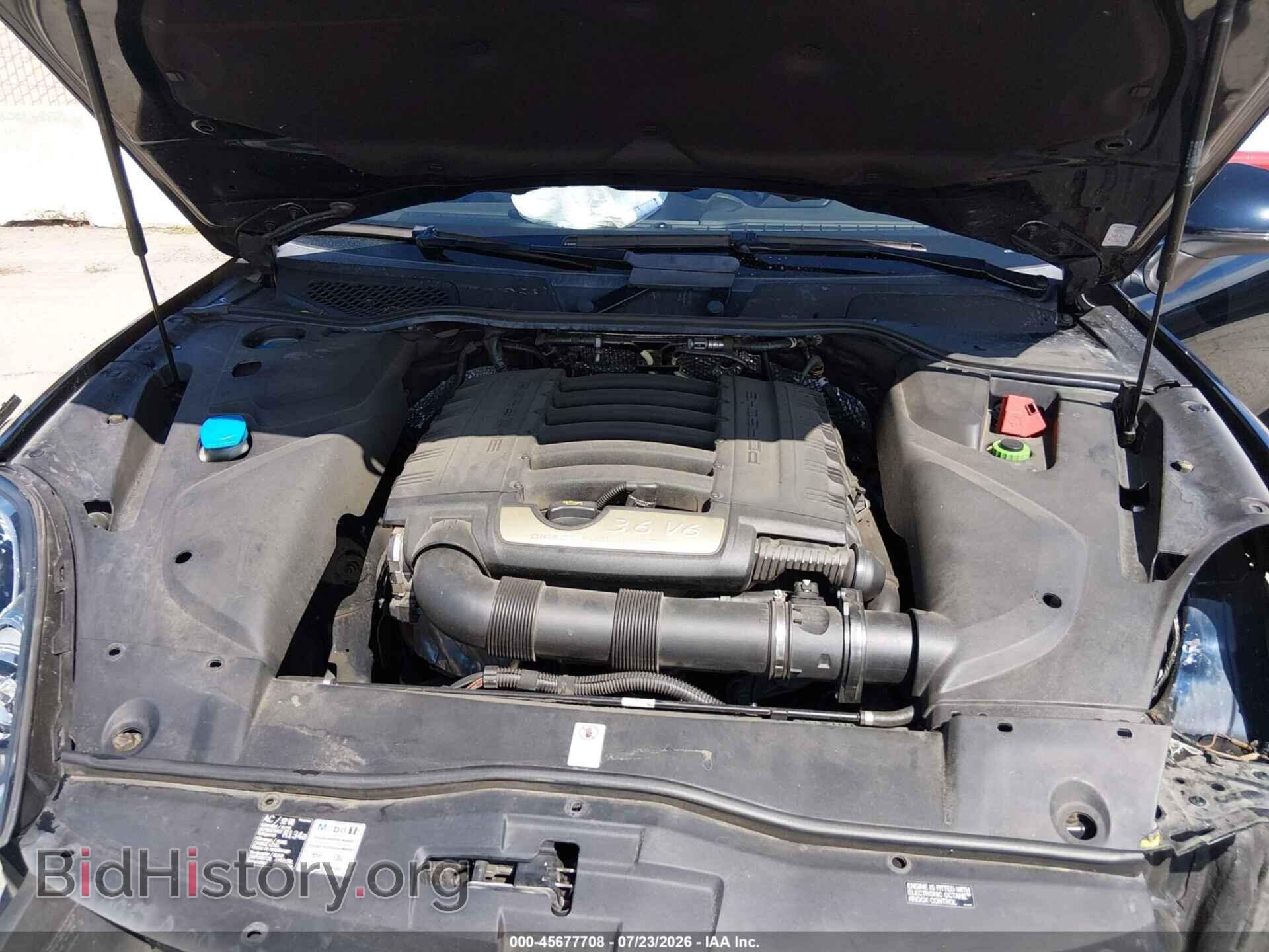 2016 PORSCHE CAYENNE - VIN: WP1AA2A27GLA09346 - Photo 10