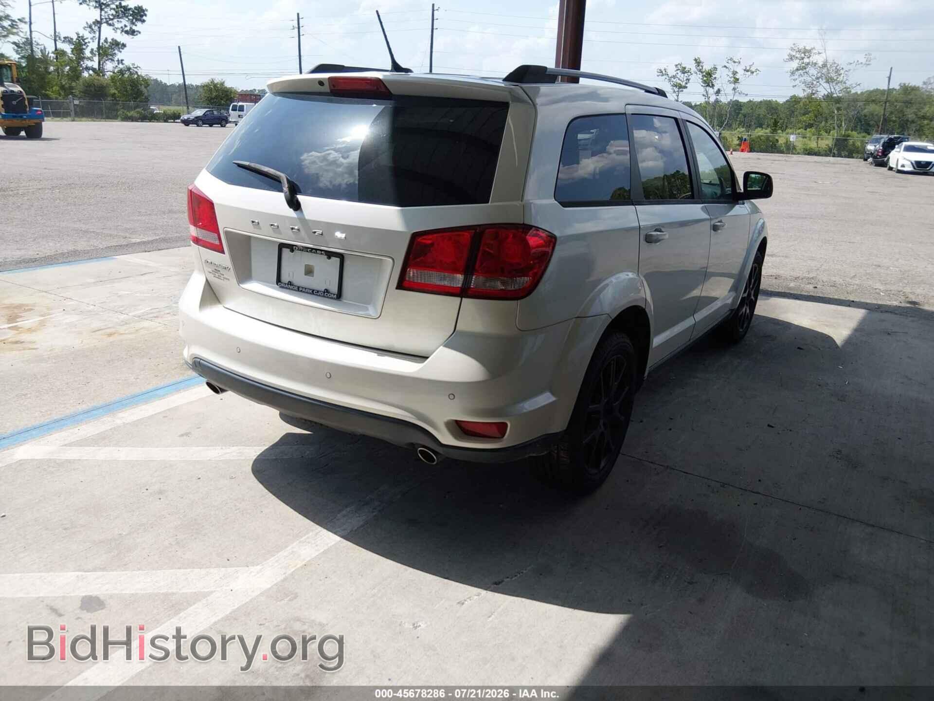 2017 DODGE JOURNEY - VIN: 3C4PDCBG2HT706089 - Фото 4