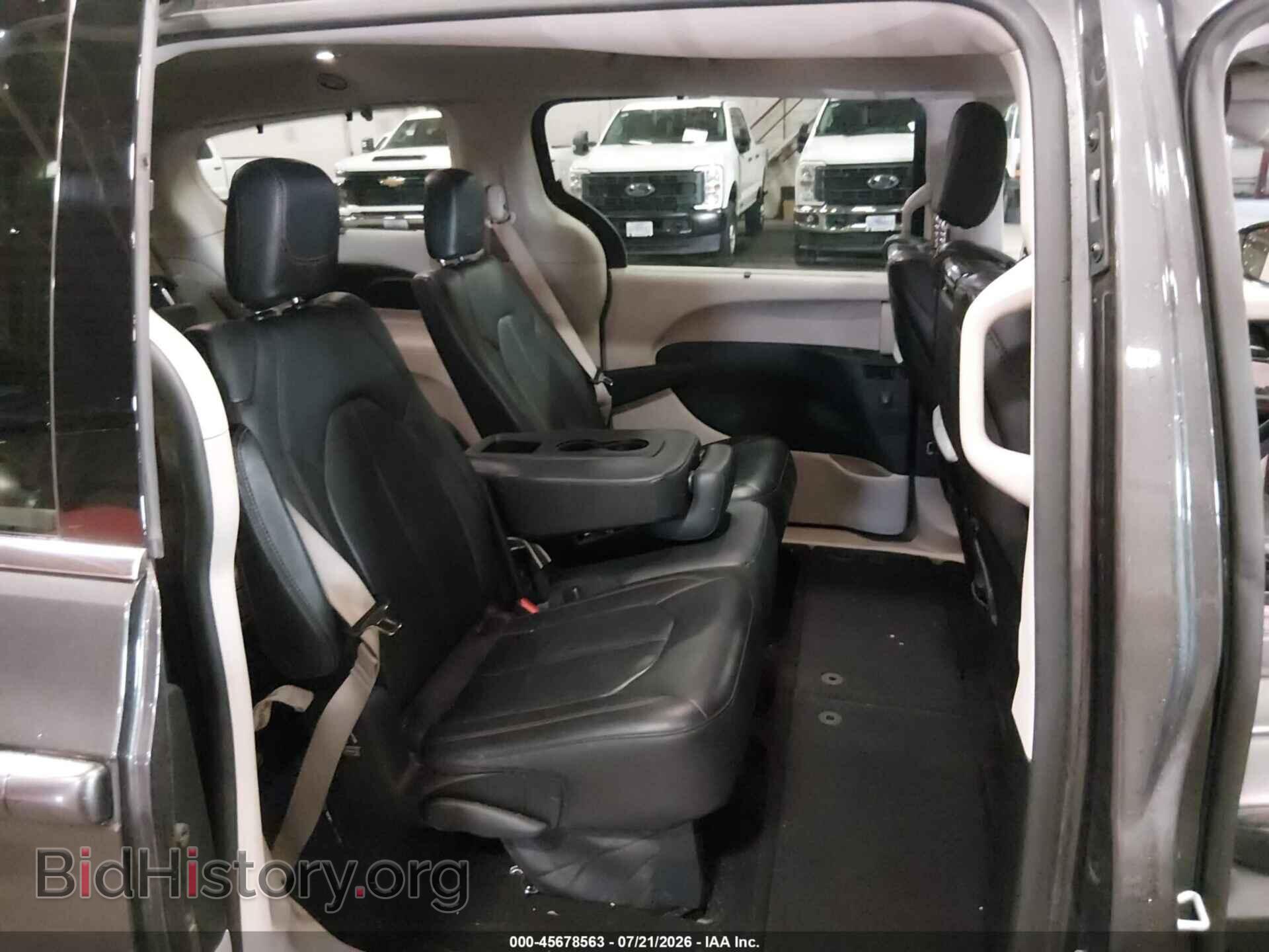2018 CHRYSLER PACIFICA - VIN: 2C4RC1EG4JR121924 - Фото 8