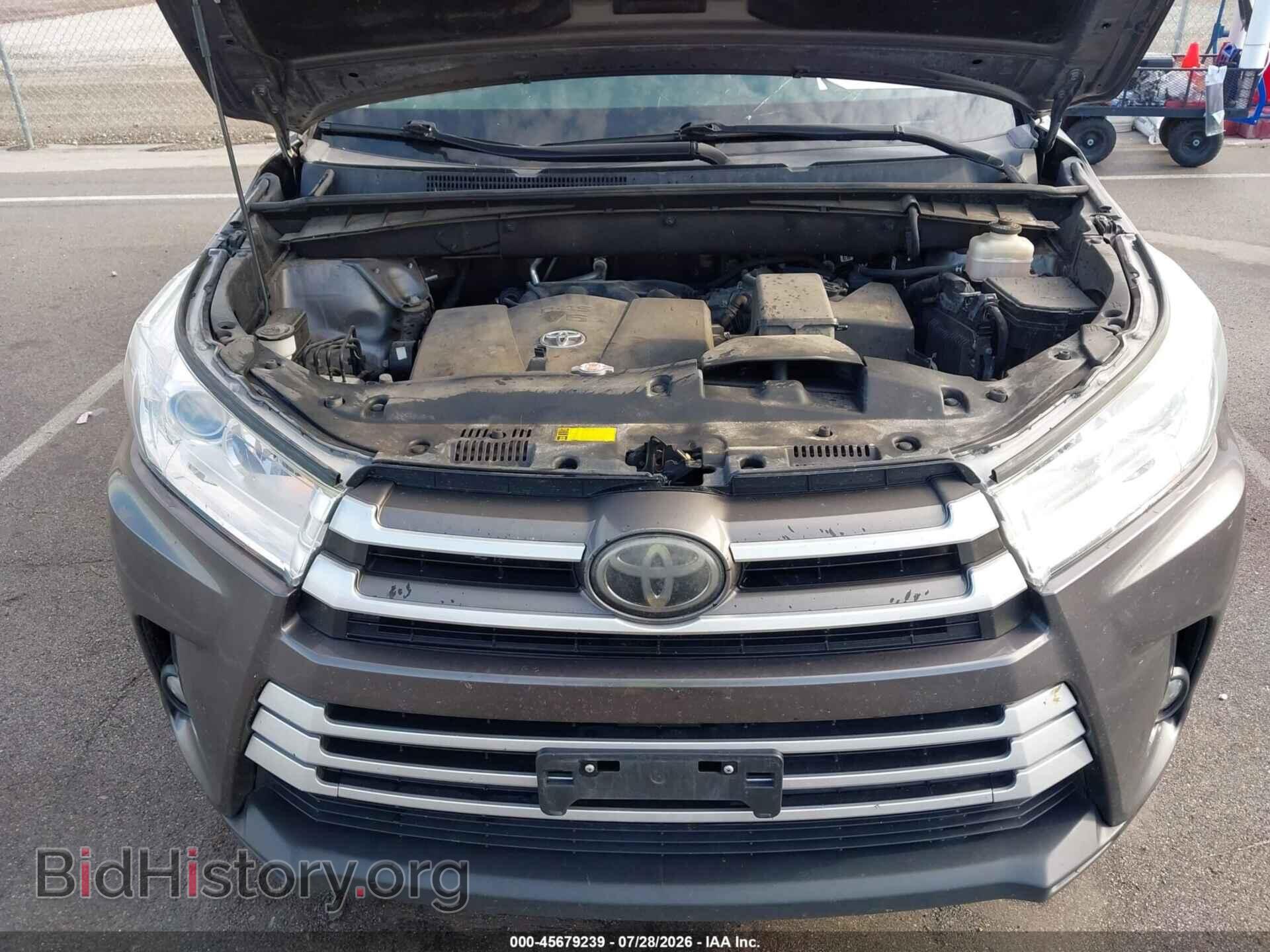 2018 TOYOTA HIGHLANDER - VIN: 5TDBZRFH1JS486767 - Фото 10