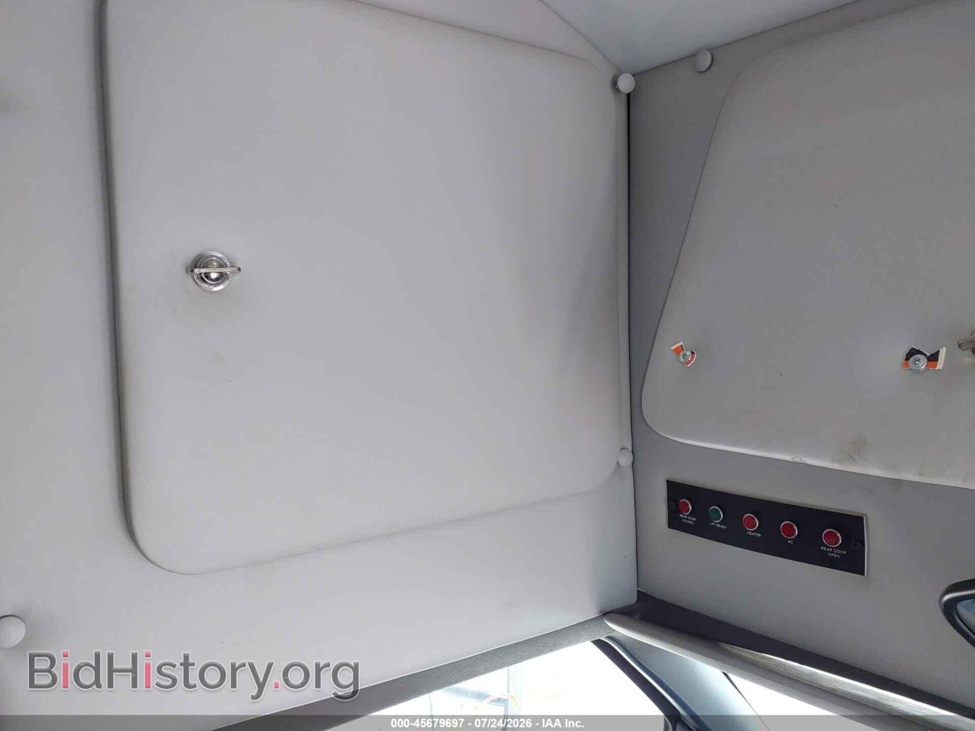 2016 FORD E-350 CUTAWAY - VIN: 1FDEE3FL0GDC39590 - Фото 23