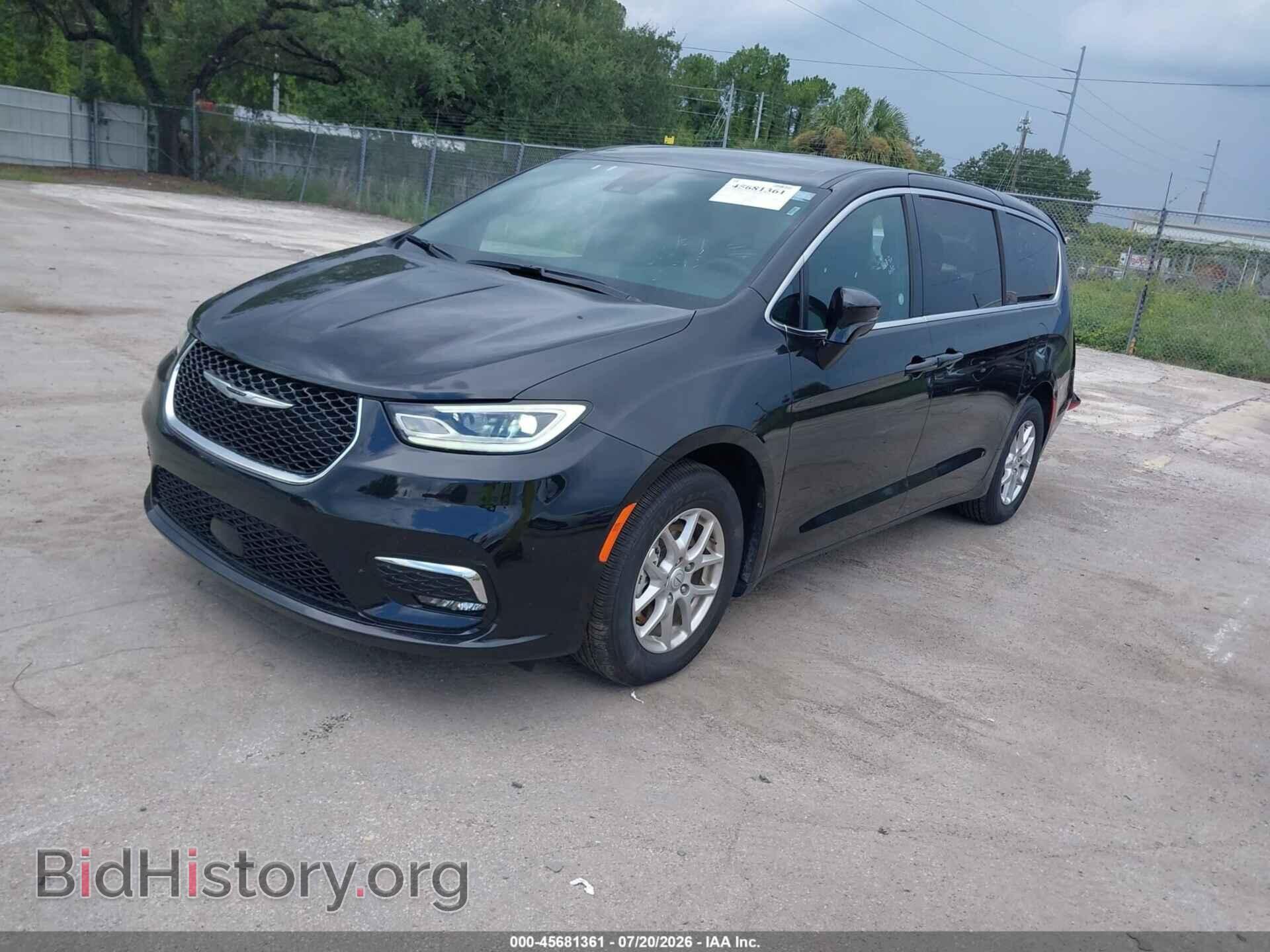2026 CHRYSLER PACIFICA - VIN: 2C4RC1BG4TR160438 - Photo 2