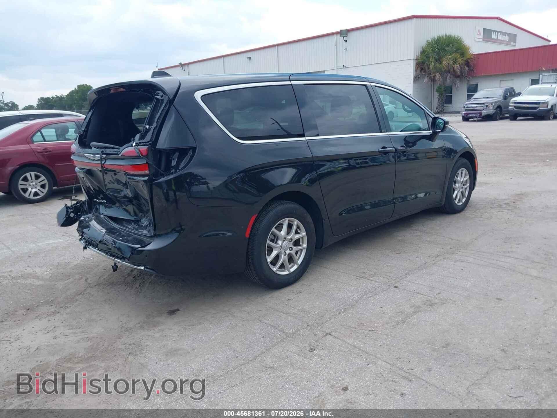 2026 CHRYSLER PACIFICA - VIN: 2C4RC1BG4TR160438 - Photo 4