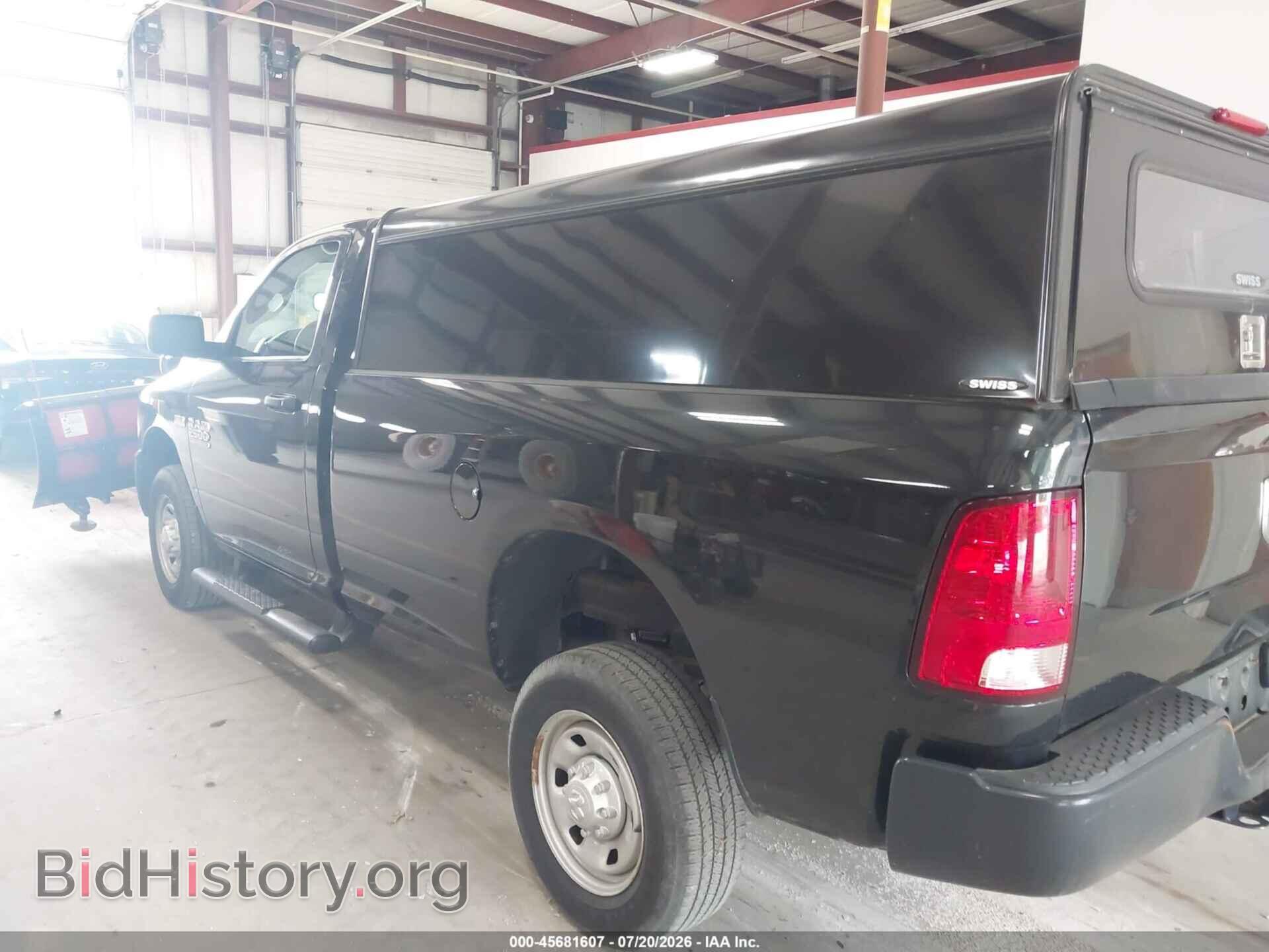 2018 RAM 2500 - VIN: 3C6LR5AT5JG363617 - Фото 3
