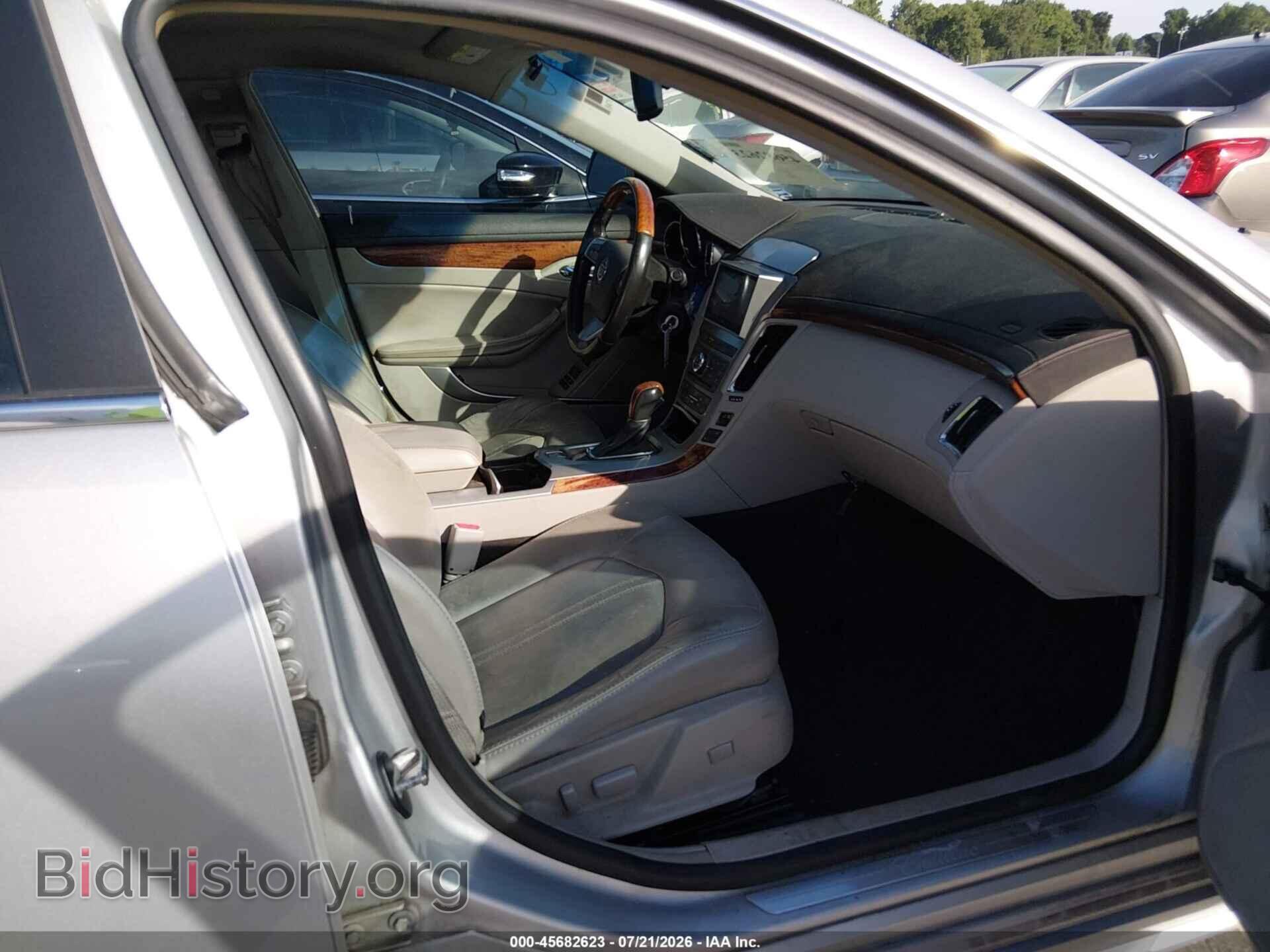 2011 CADILLAC CTS - VIN: 1G6DE5EY8B0168716 - Фото 5