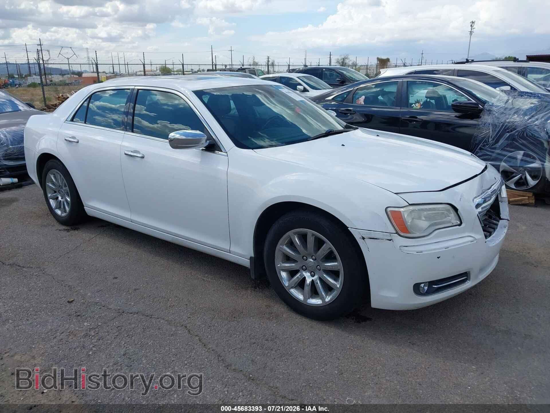 Photo 2C3CA6CT9BH538475 - CHRYSLER 300C 2011