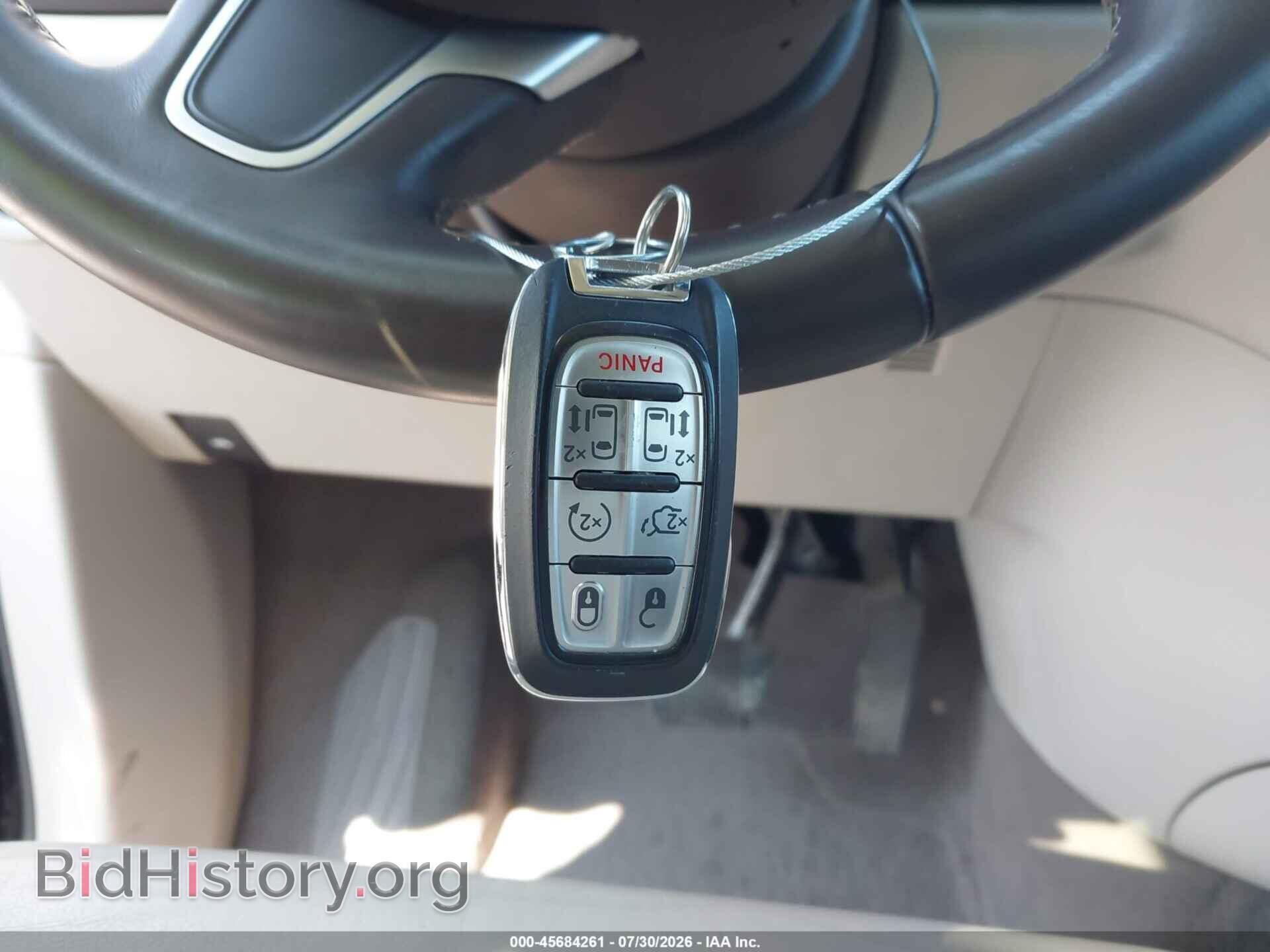 2017 CHRYSLER PACIFICA - VIN: 2C4RC1BG2HR609431 - Photo 11