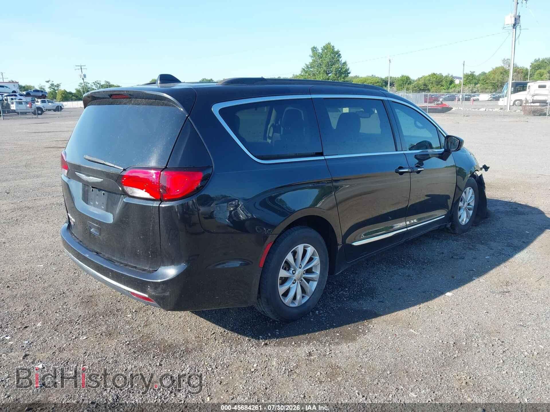 2017 CHRYSLER PACIFICA - VIN: 2C4RC1BG2HR609431 - Photo 4