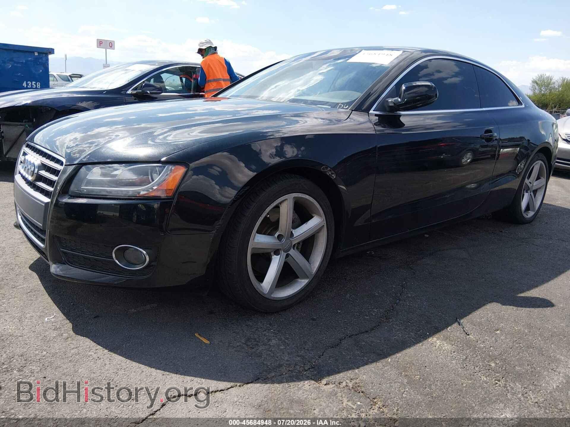 2010 AUDI A5 - VIN: WAULFAFR4AA044485 - Фото 2