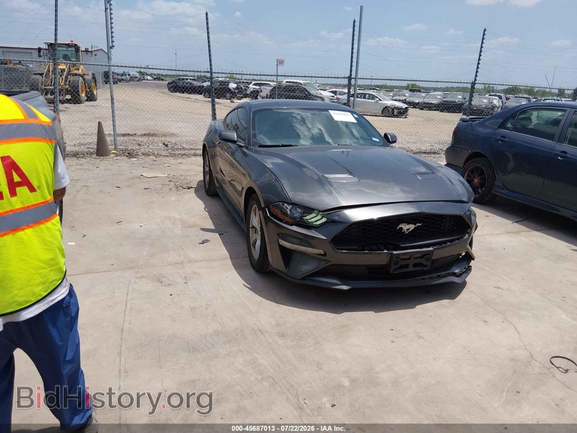 Photo 1FA6P8TH7L5178989 - FORD MUSTANG 2020