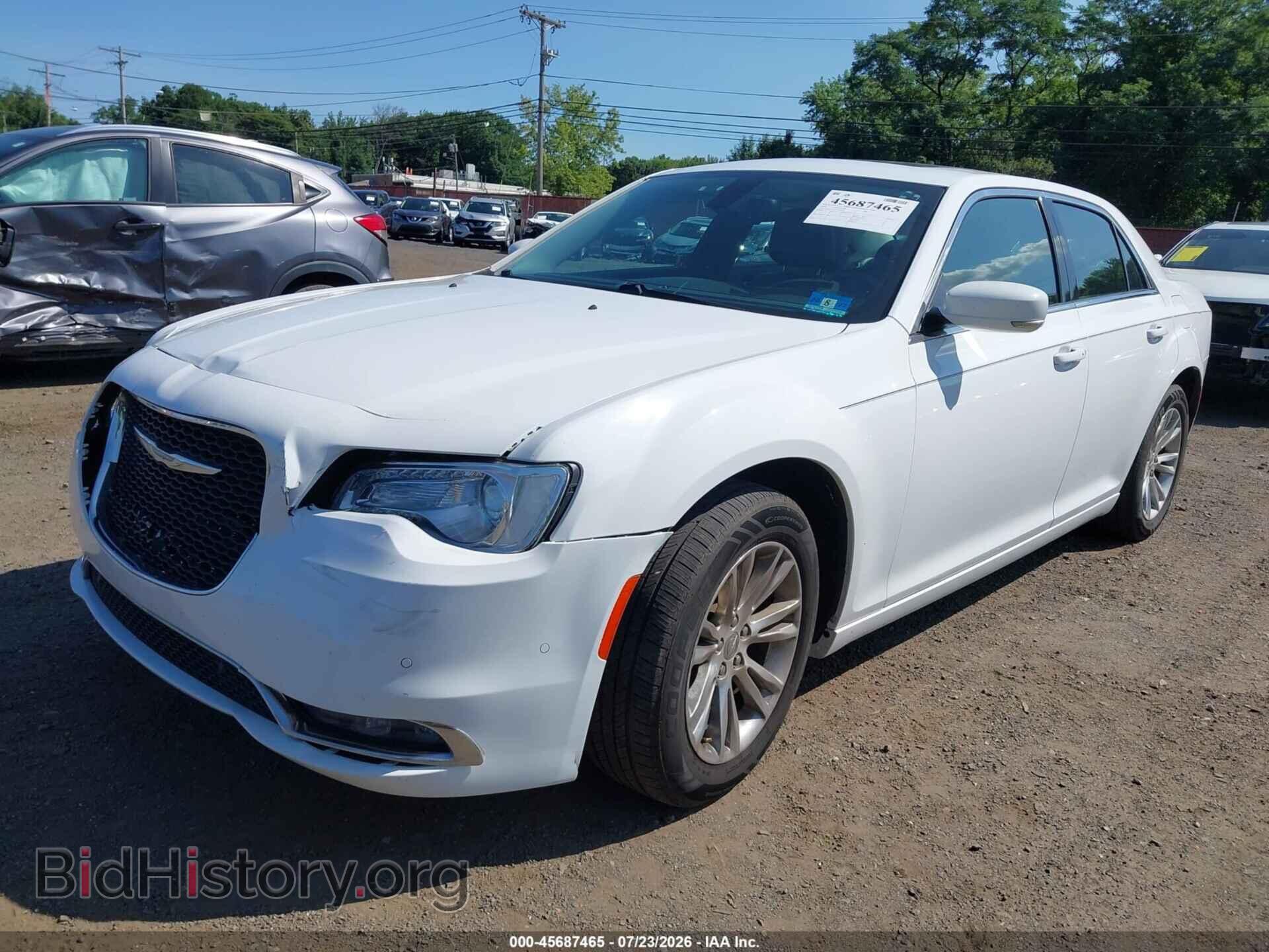 2016 CHRYSLER 300 - VIN: 2C3CCAAG2GH308139 - Фото 6