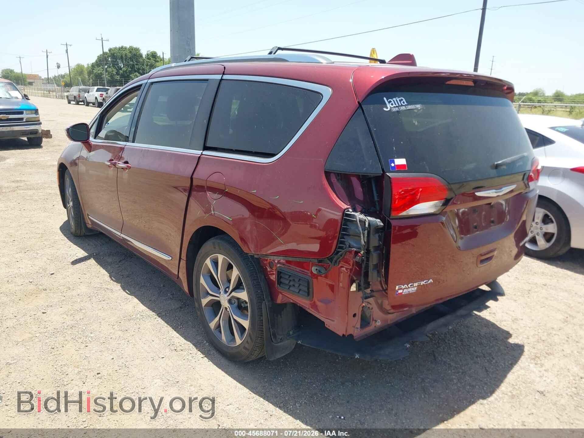 2017 CHRYSLER PACIFICA - VIN: 2C4RC1GG6HR668782 - Фото 3