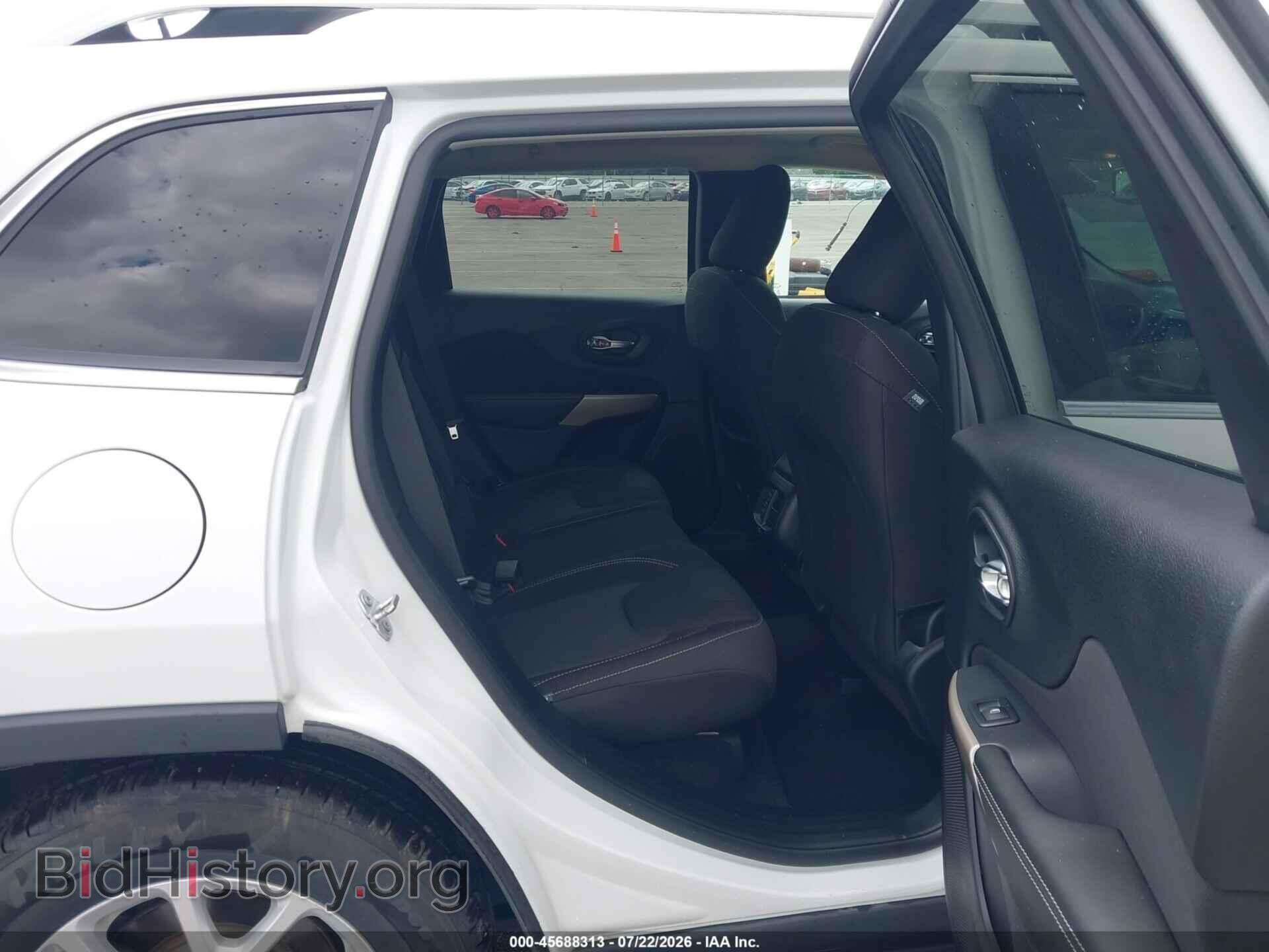 2017 JEEP CHEROKEE - VIN: 1C4PJMCS5HD216091 - Фото 8