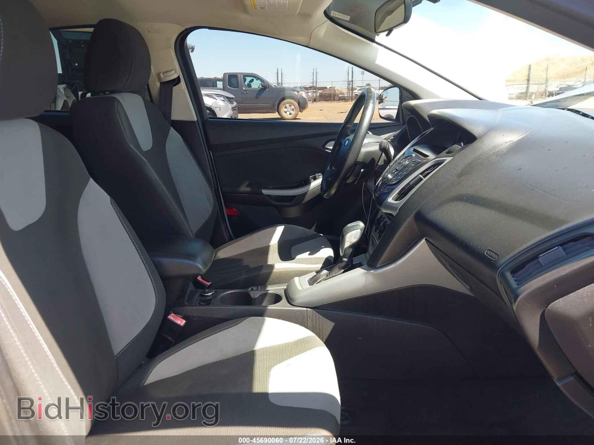 2012 FORD FOCUS - VIN: 1FAHP3F23CL452848 - Photo 5