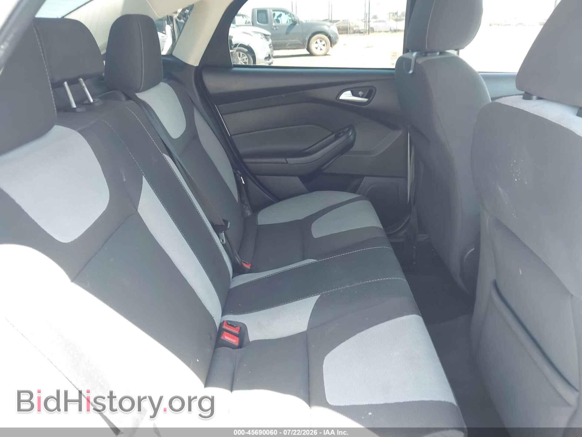 2012 FORD FOCUS - VIN: 1FAHP3F23CL452848 - Photo 8