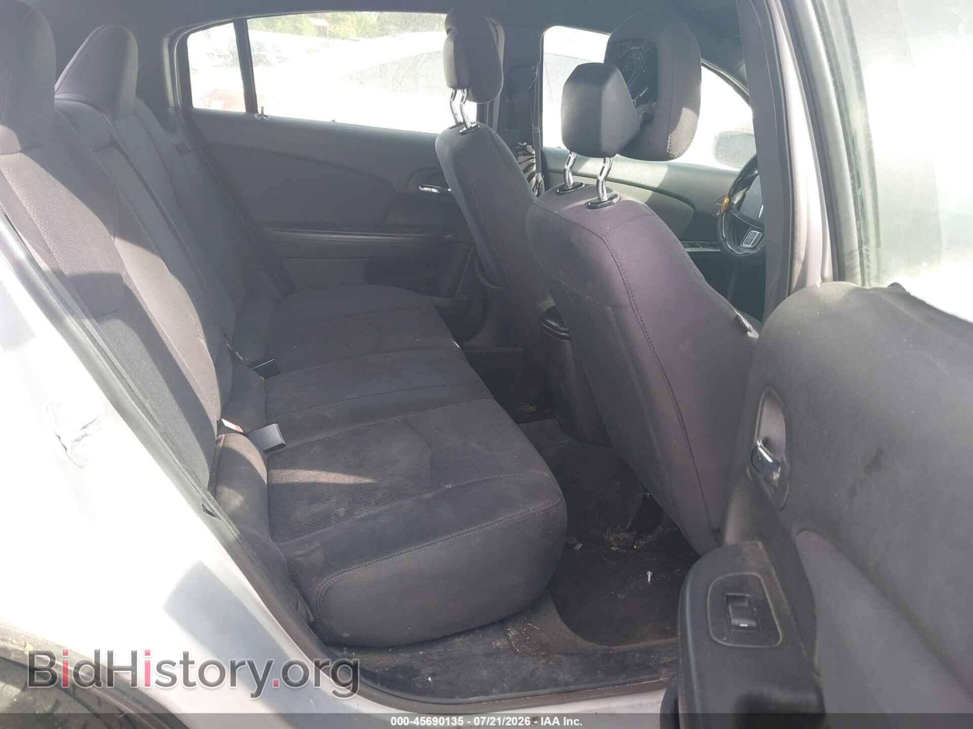 2012 CHRYSLER 200 - VIN: 1C3CCBAB2CN244700 - Photo 8