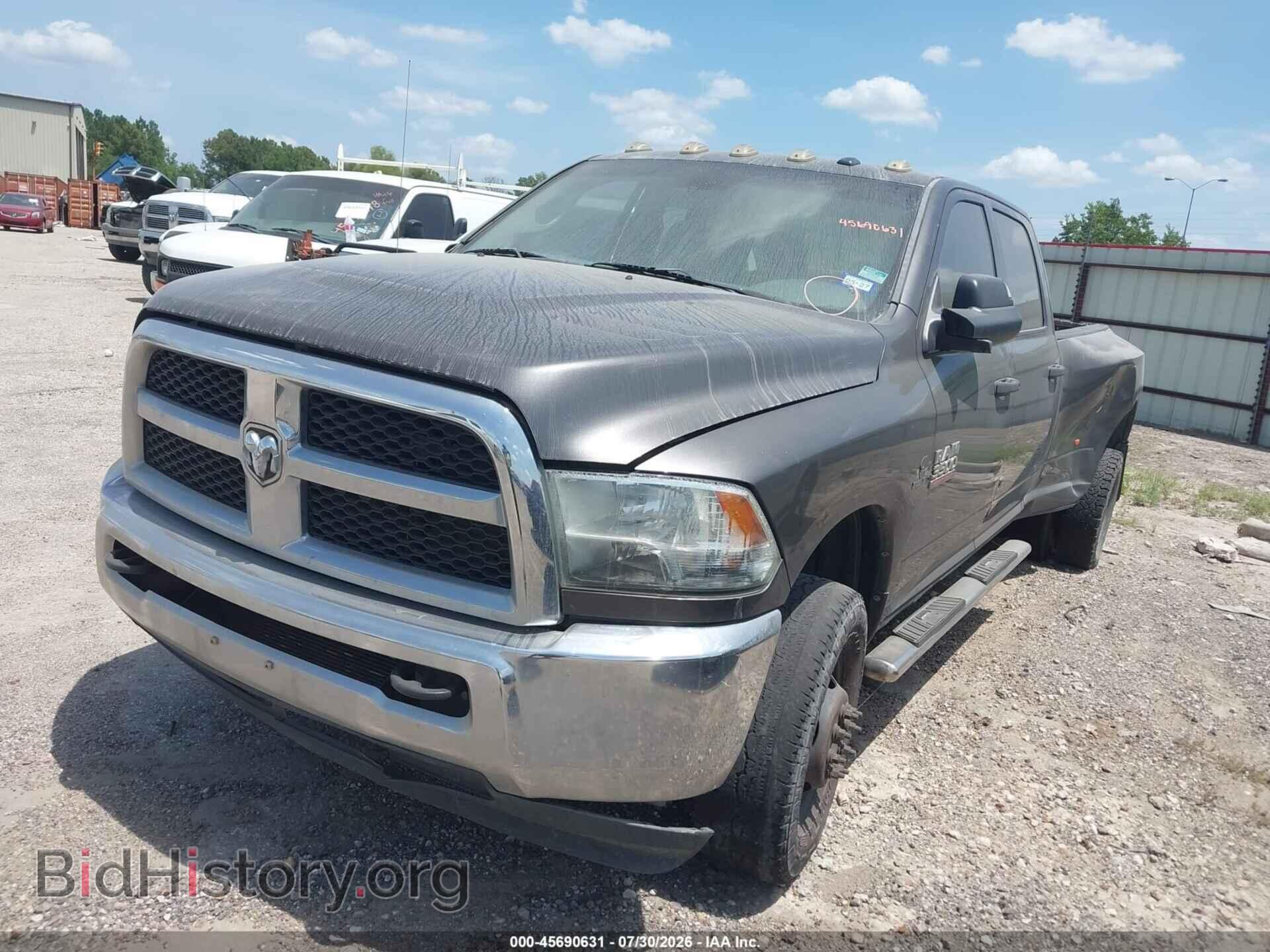 2015 RAM 3500 - VIN: 3C63RRGL5FG613203 - Photo 2