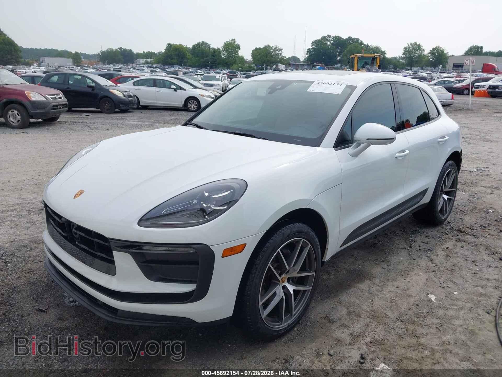 2023 PORSCHE MACAN - VIN: WP1AA2A55PLB03039 - Photo 2