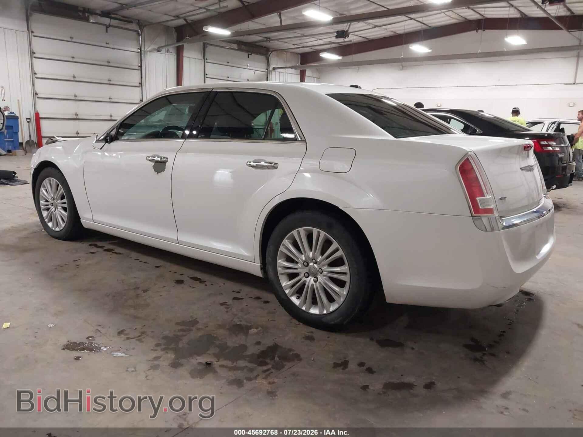 2014 CHRYSLER 300C - VIN: 2C3CCAKT8EH306159 - Фото 3