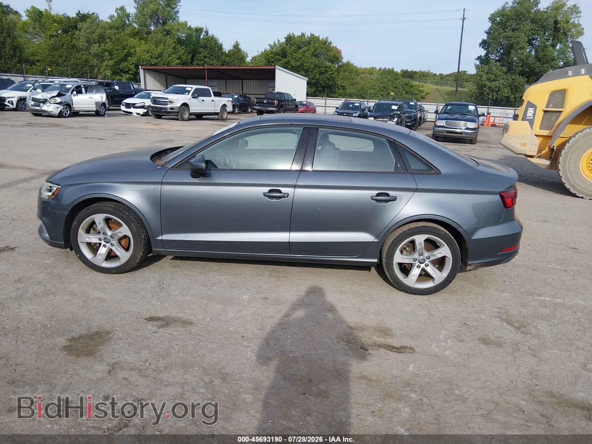 2017 AUDI A3 - VIN: WAUAUGFF3H1023403 - Фото 13