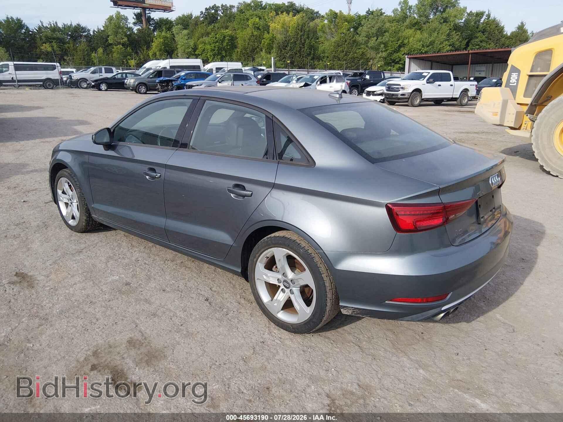 2017 AUDI A3 - VIN: WAUAUGFF3H1023403 - Фото 3