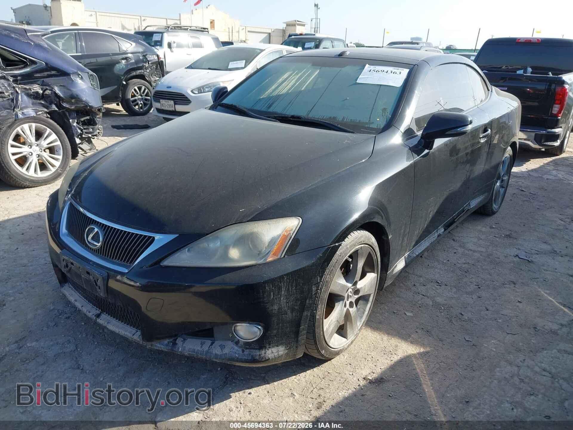 2010 LEXUS IS 250C - VIN: JTHFF2C25A2504372 - Photo 2